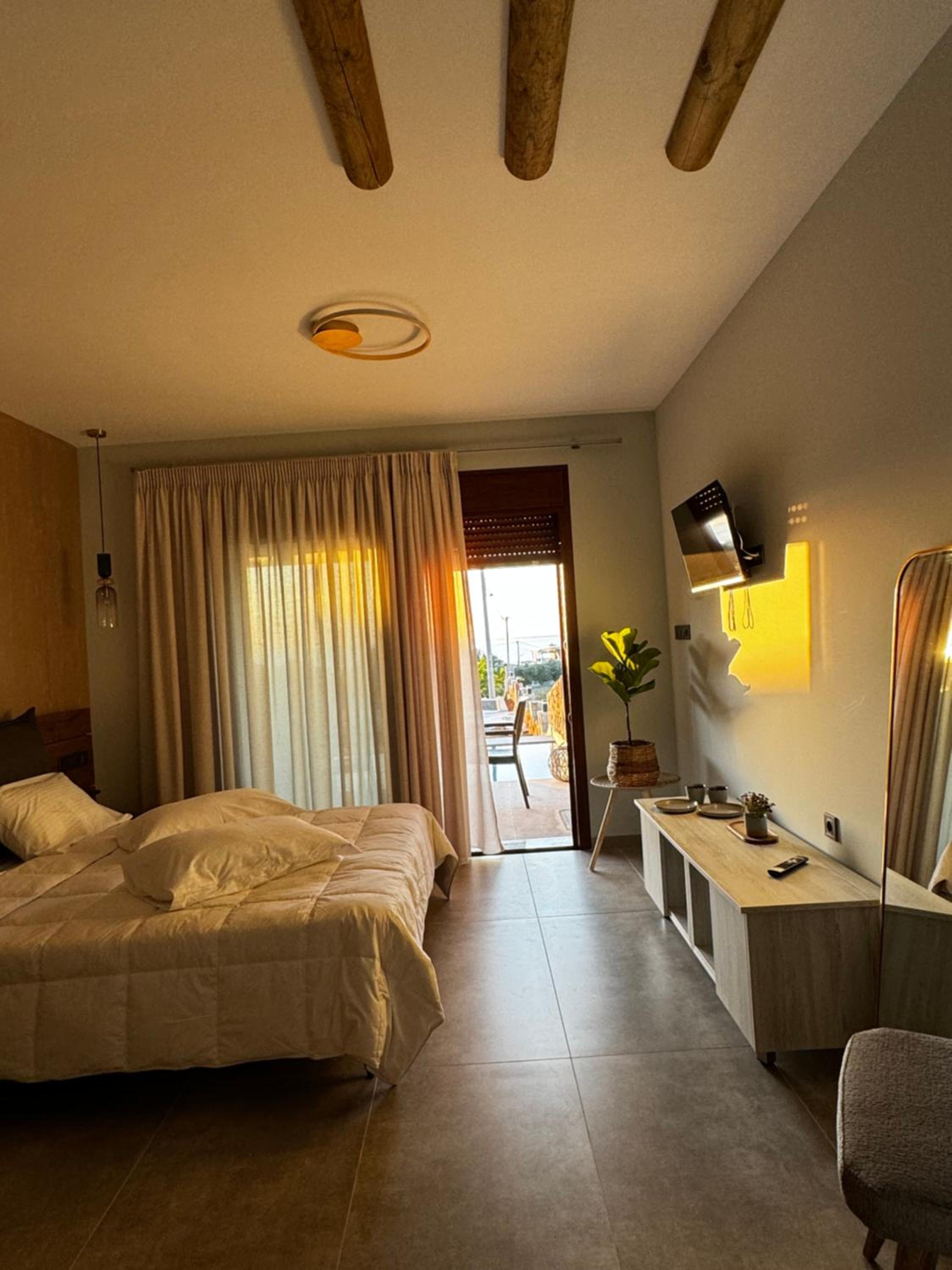 Deluxe Double or Twin Room with Sea View