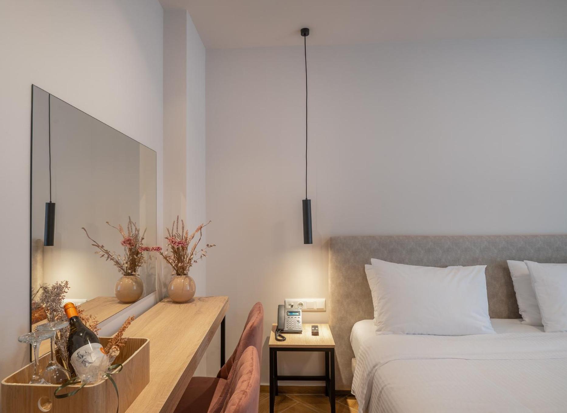 Superior Triple Room photo 3