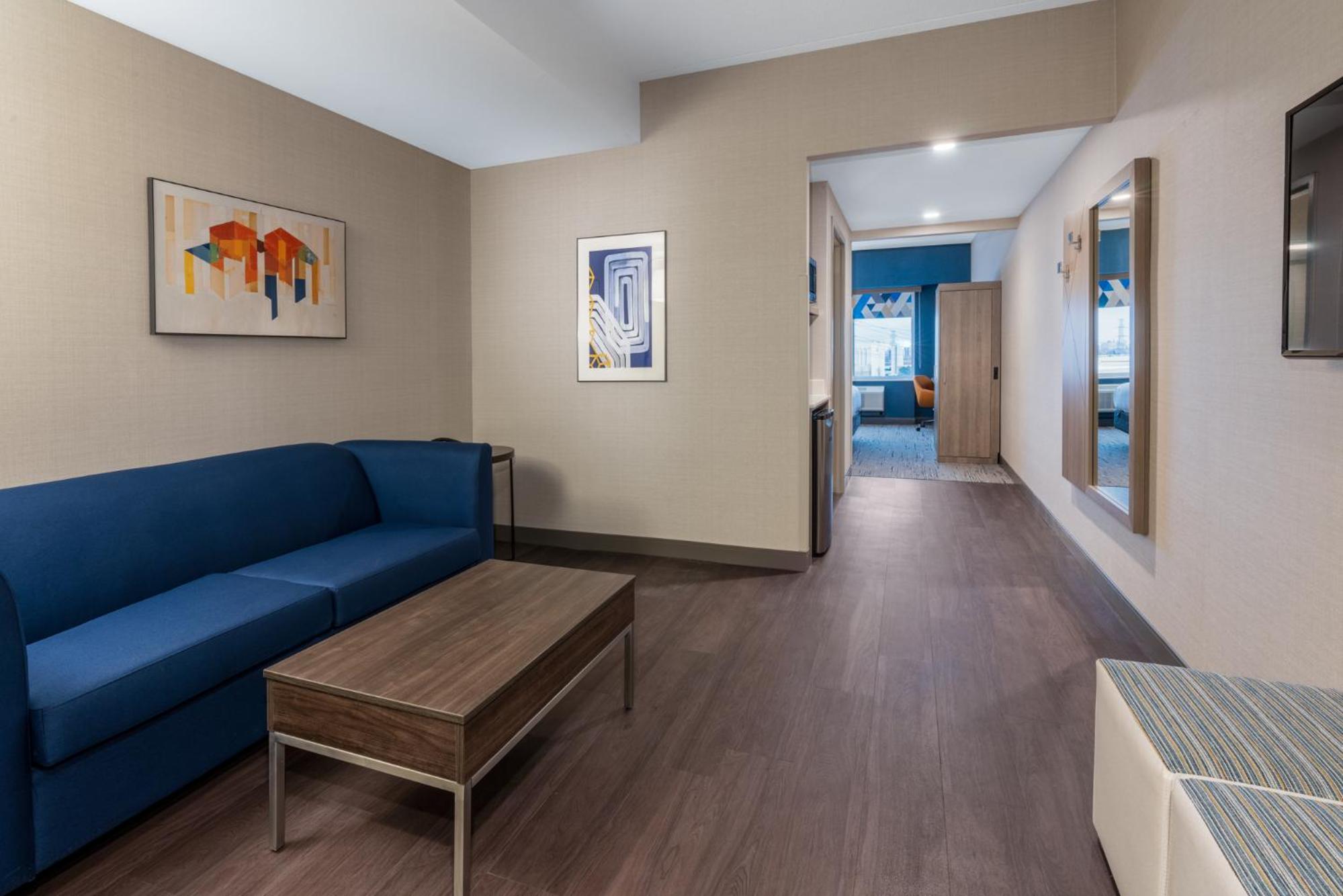 Executive King Suite - Non-Smoking photo 1