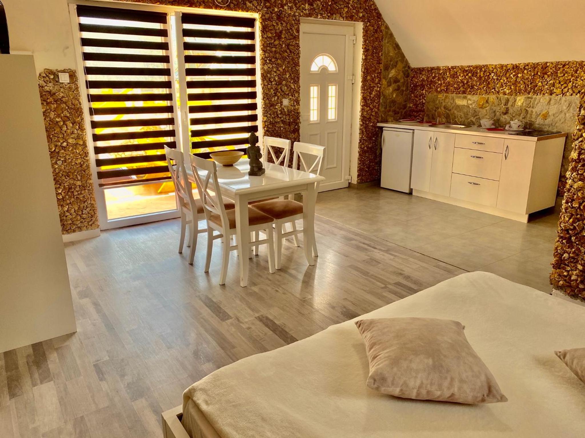 Family Bungalow - Photo 4