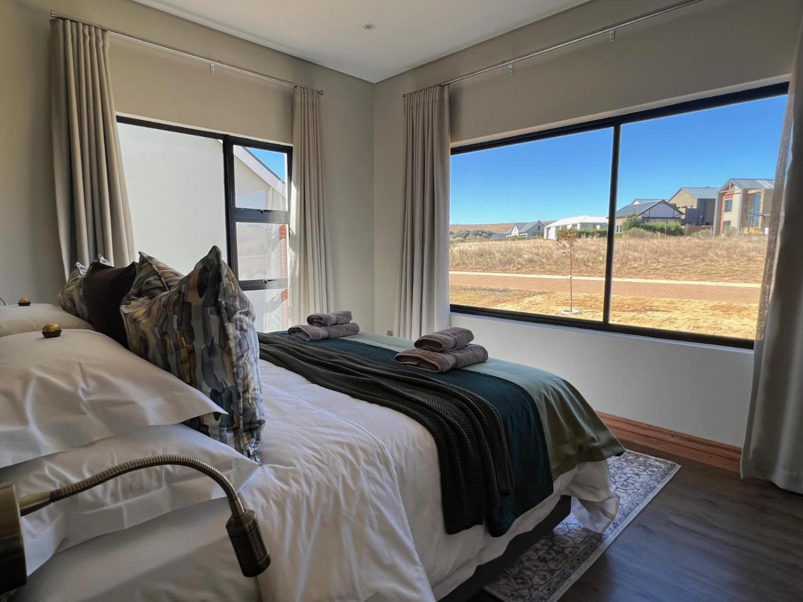 Four-Bedroom House photo 1