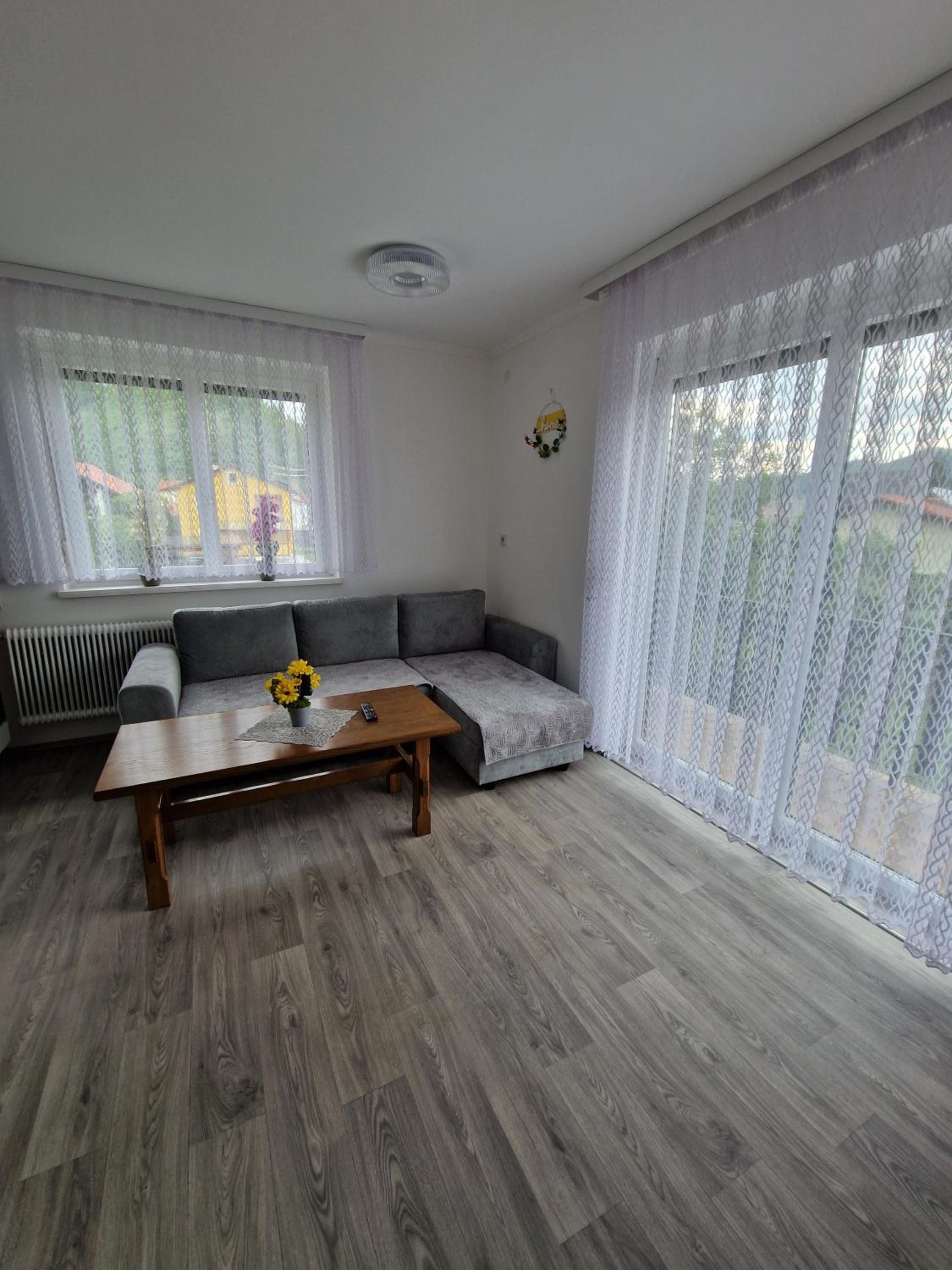 Two-Bedroom Deluxe Apartment with Balcony photo 2