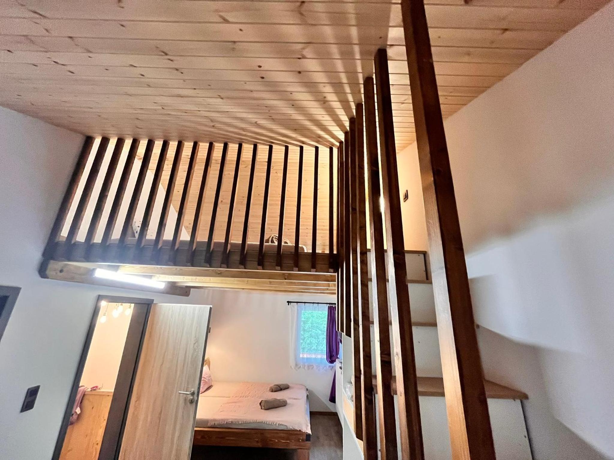 Apartment - Split Level photo 3