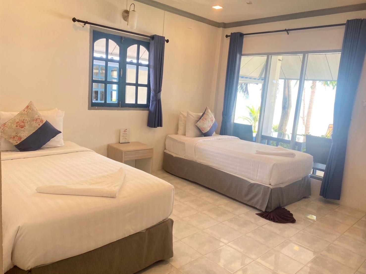 Bungalow with Sea View photo 3