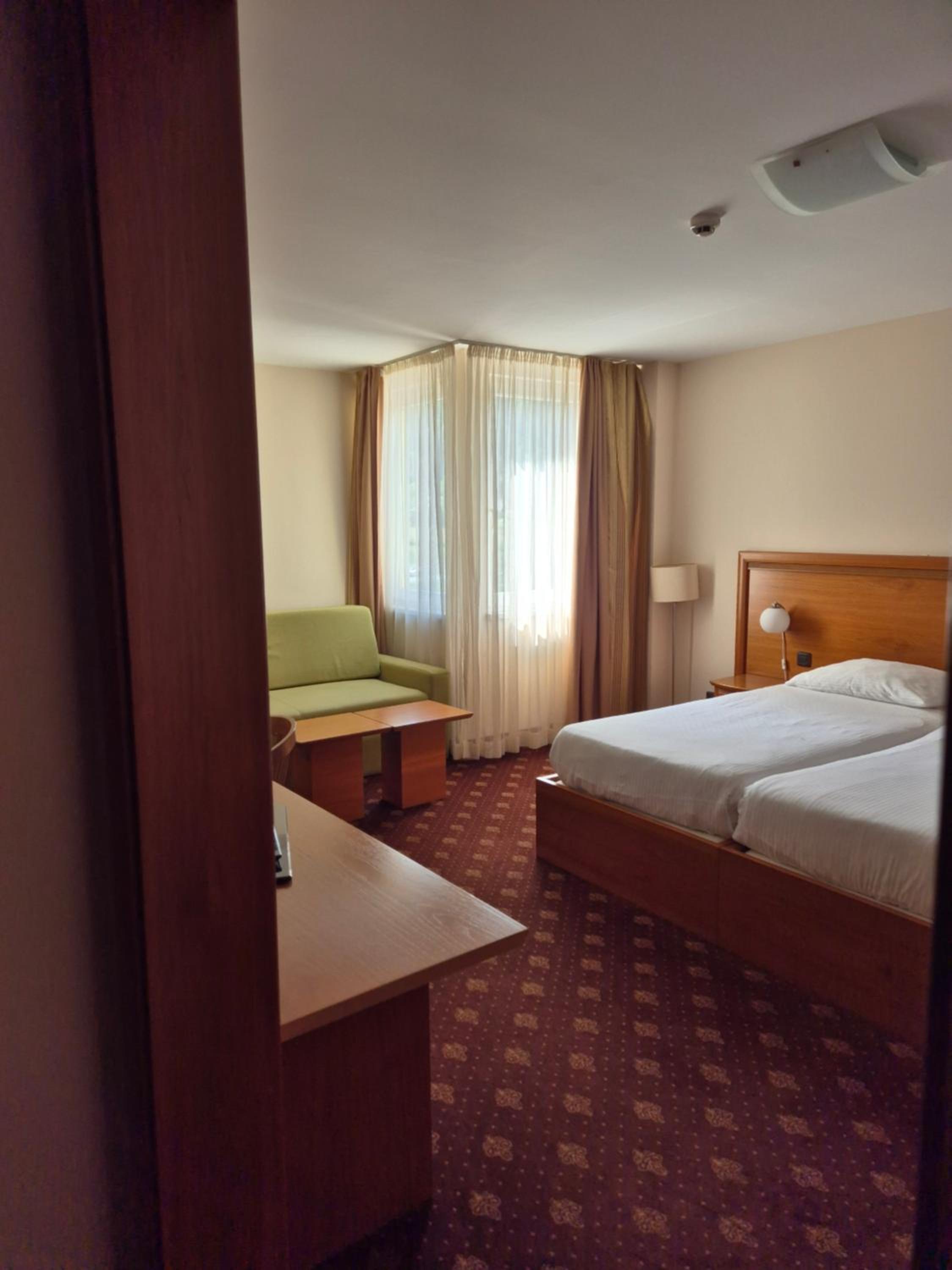 Triple Room - Photo 1