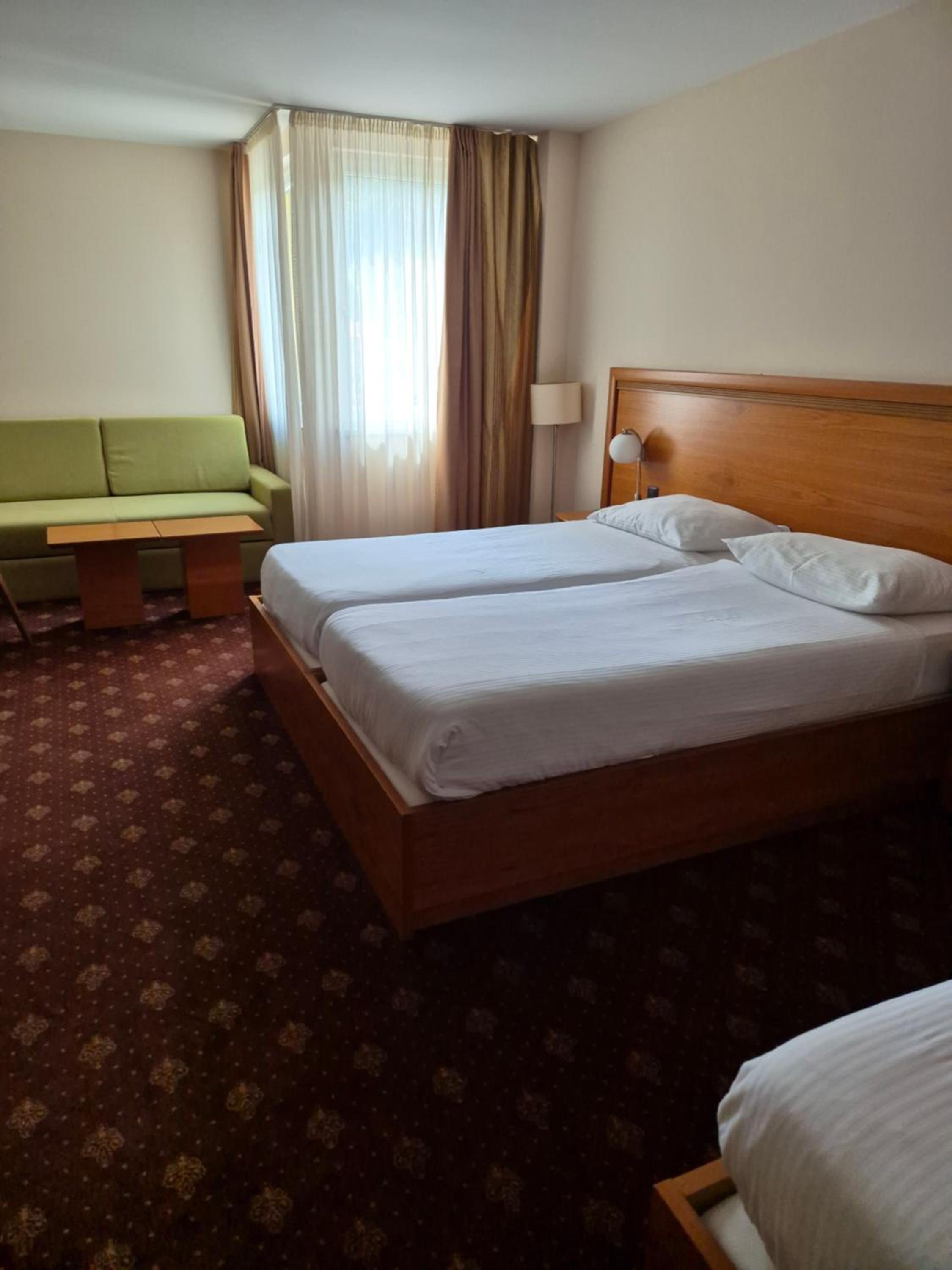 Triple Room - Photo 4