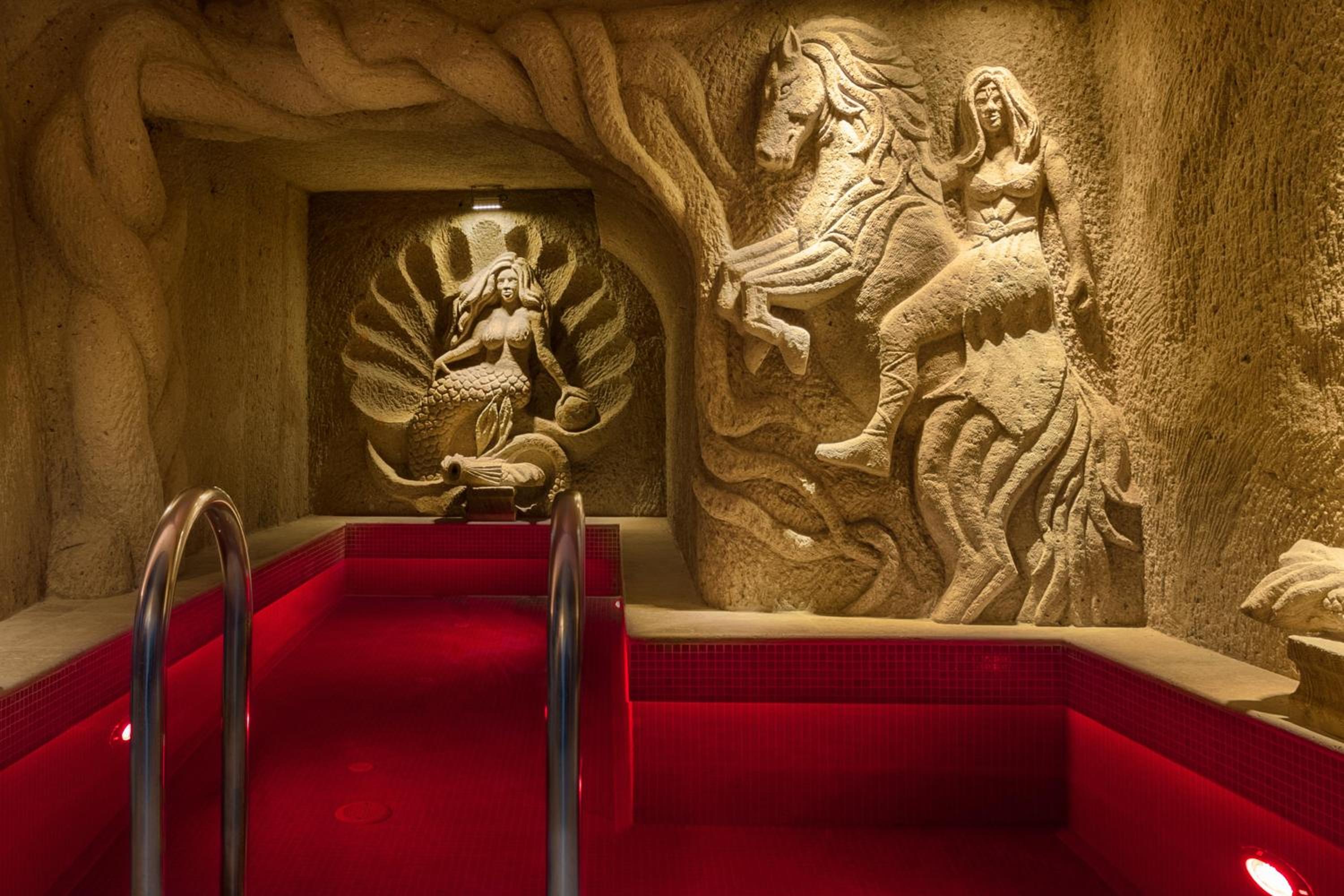Imperial Suite - Photo 5