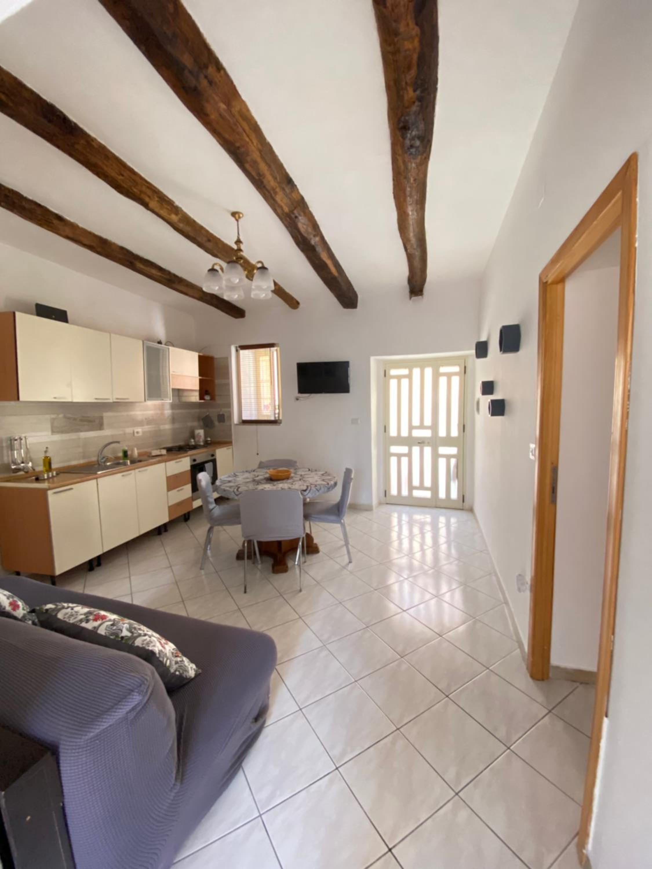 Two-Bedroom House photo 3