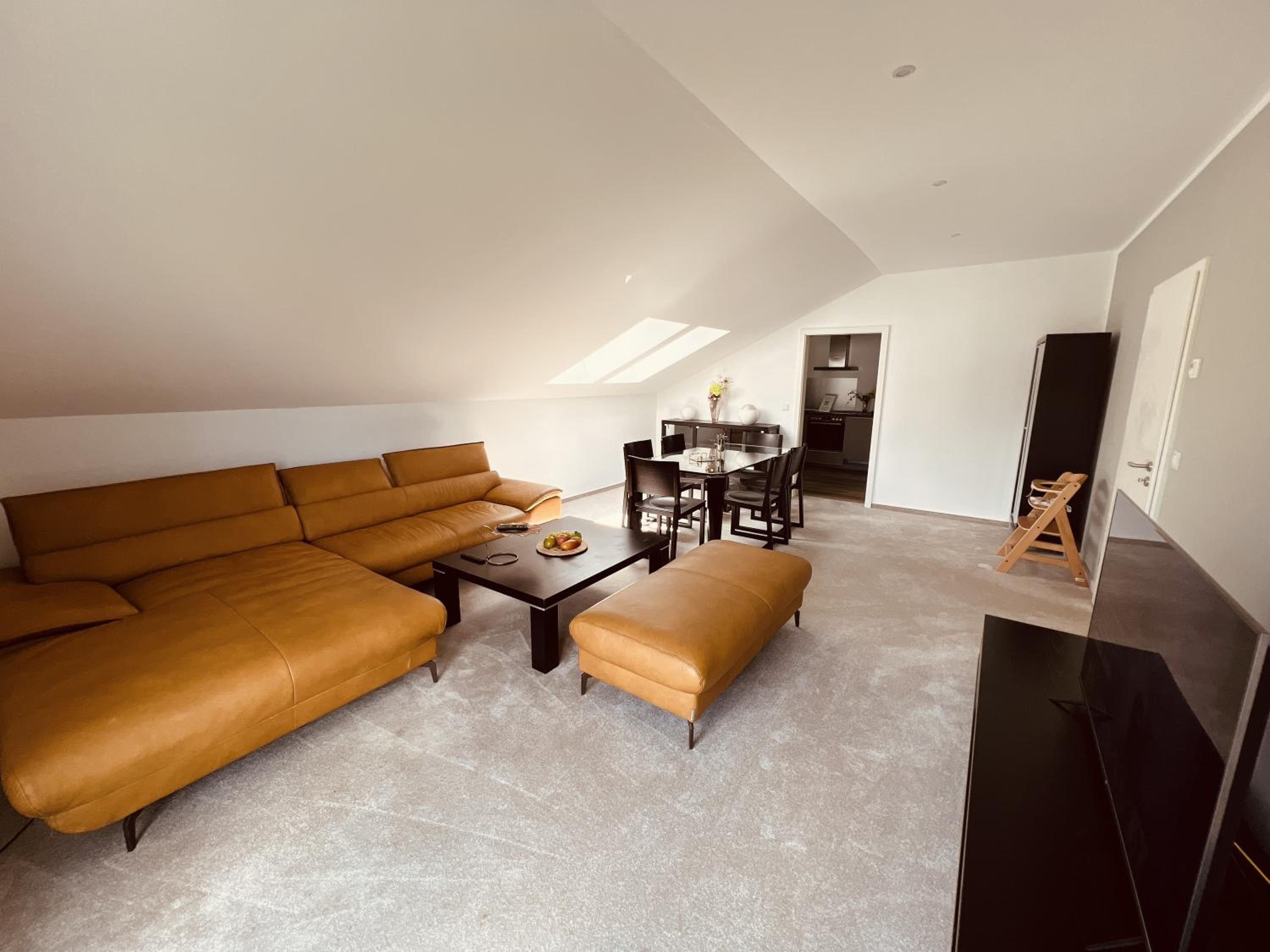 Three-Bedroom Premium Apartment with Balcony photo 3
