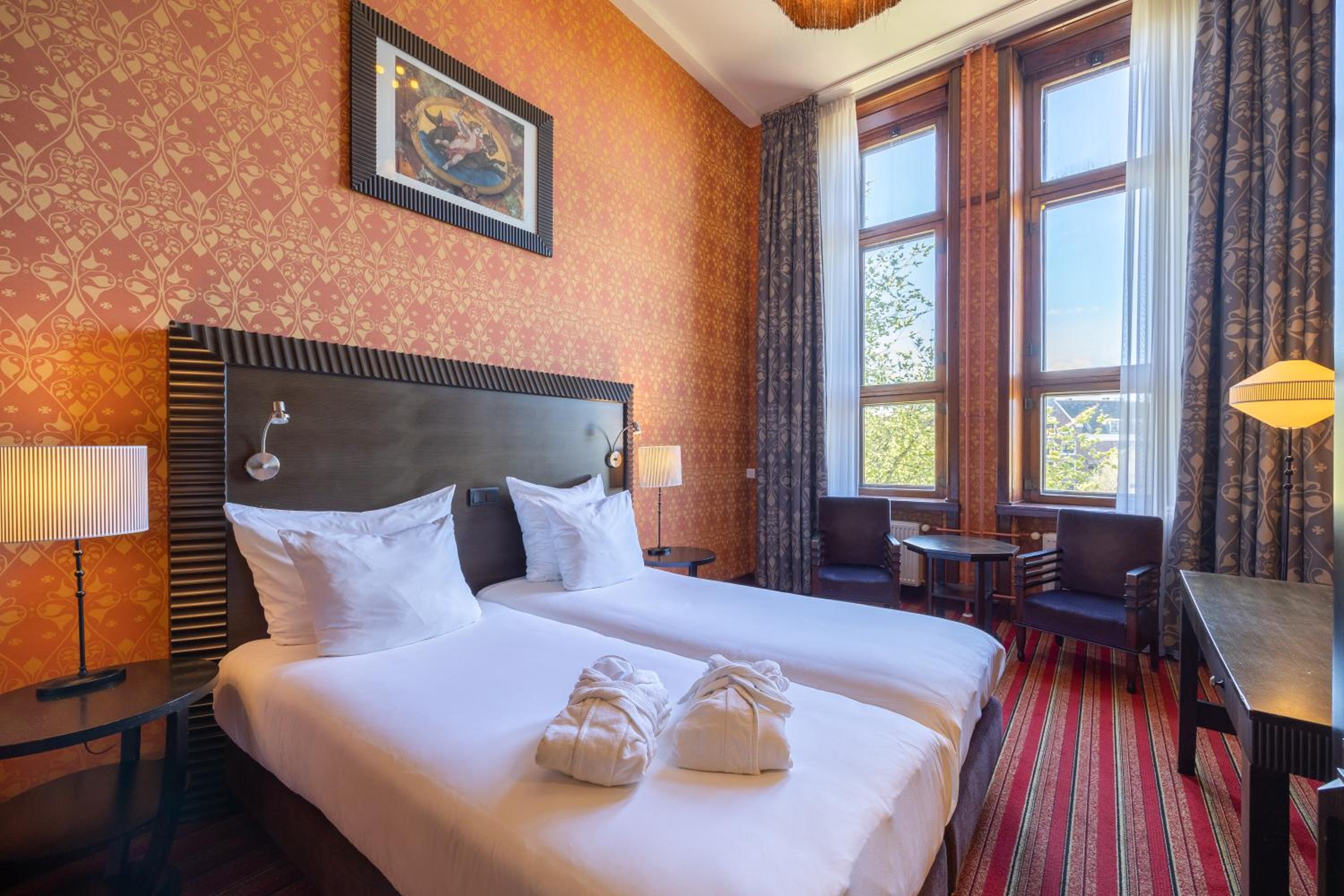 Deluxe Room with Canal View