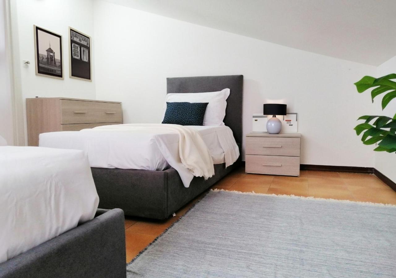 Three-Bedroom Apartment photo 2