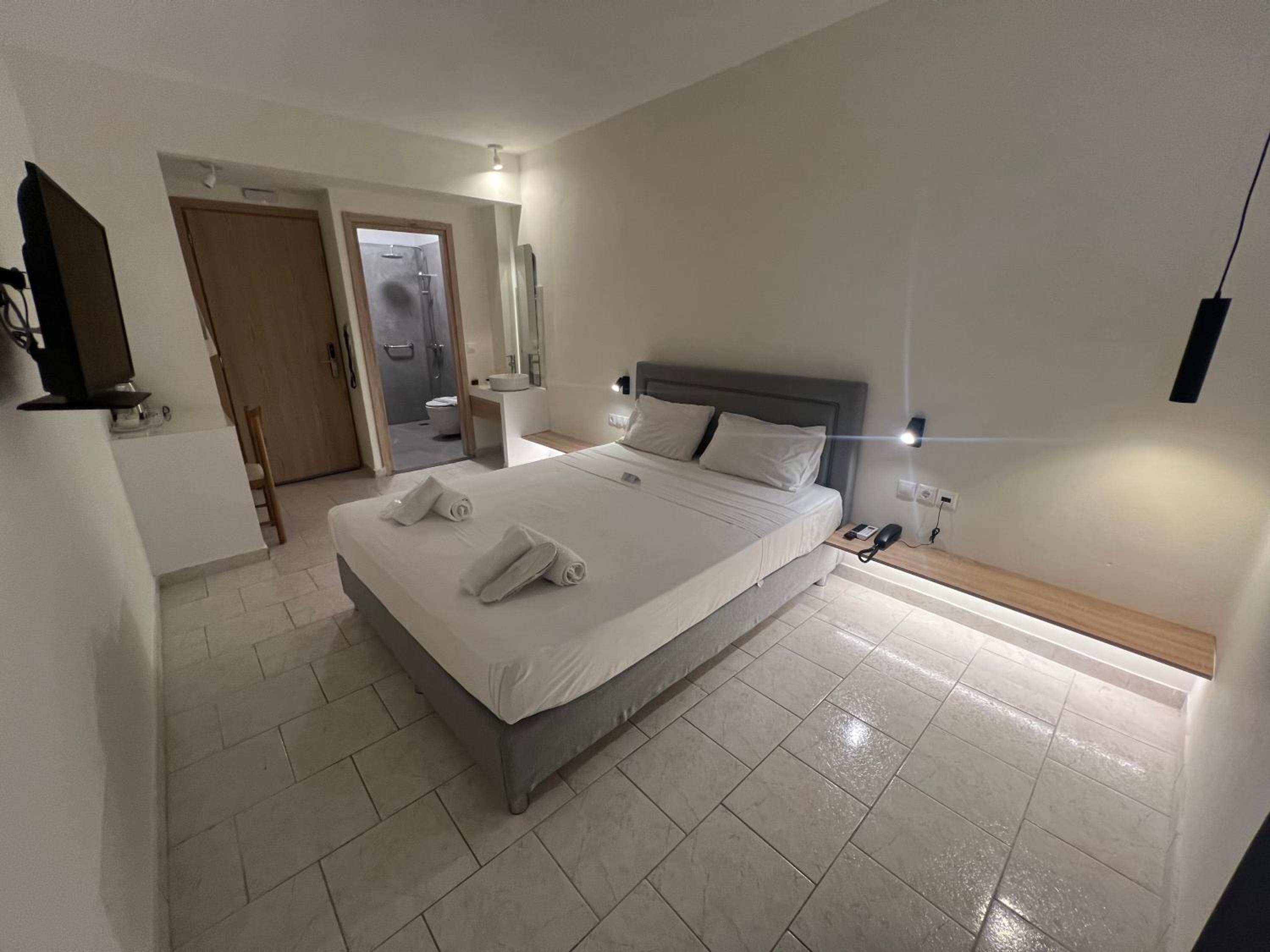 Double Room with Pool View