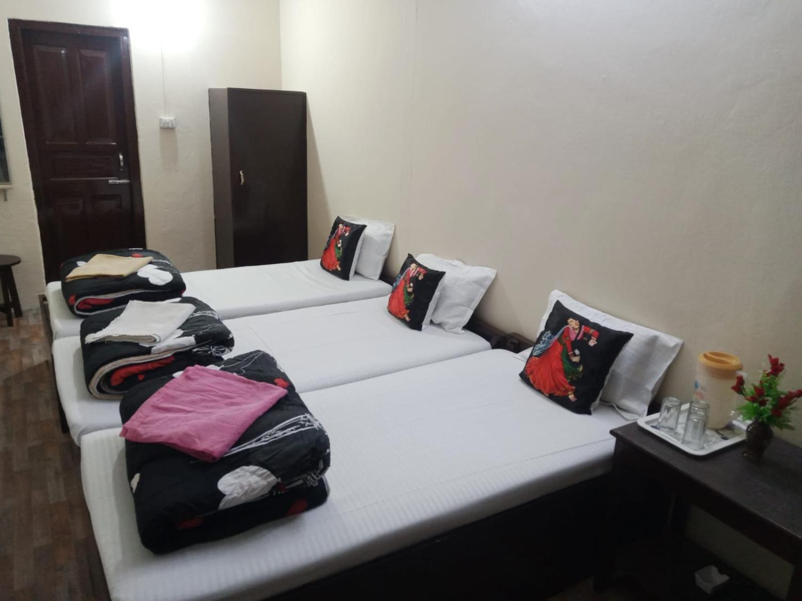 Budget Triple Room photo 2