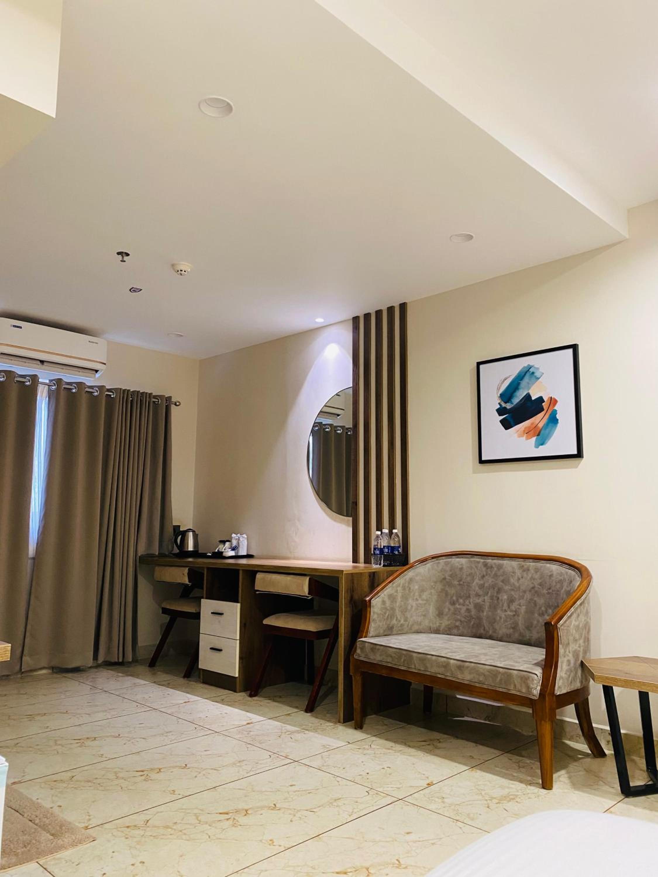 Deluxe Double Room photo 3