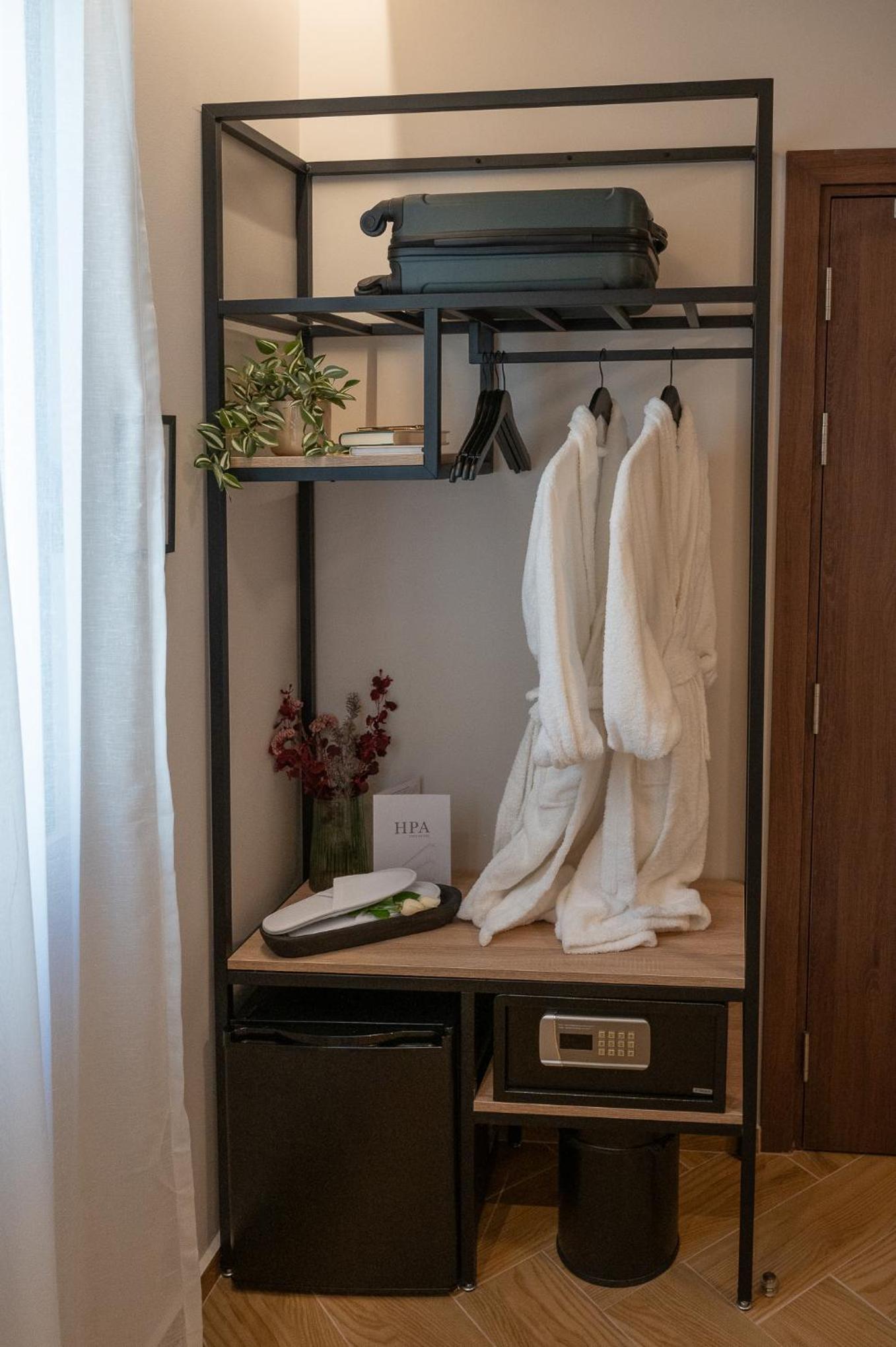 Standard Double or Twin Room photo 2