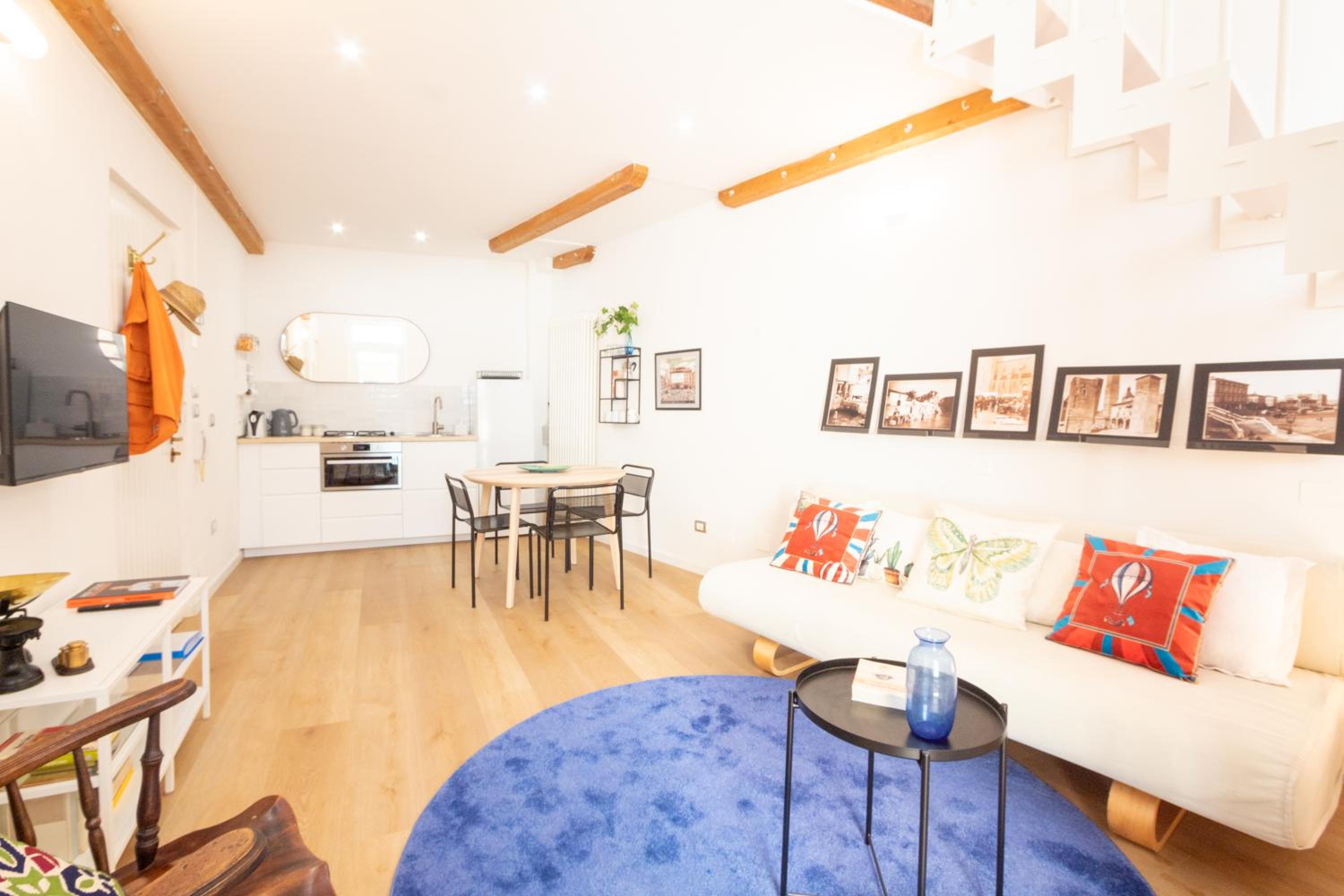 One-Bedroom Apartment