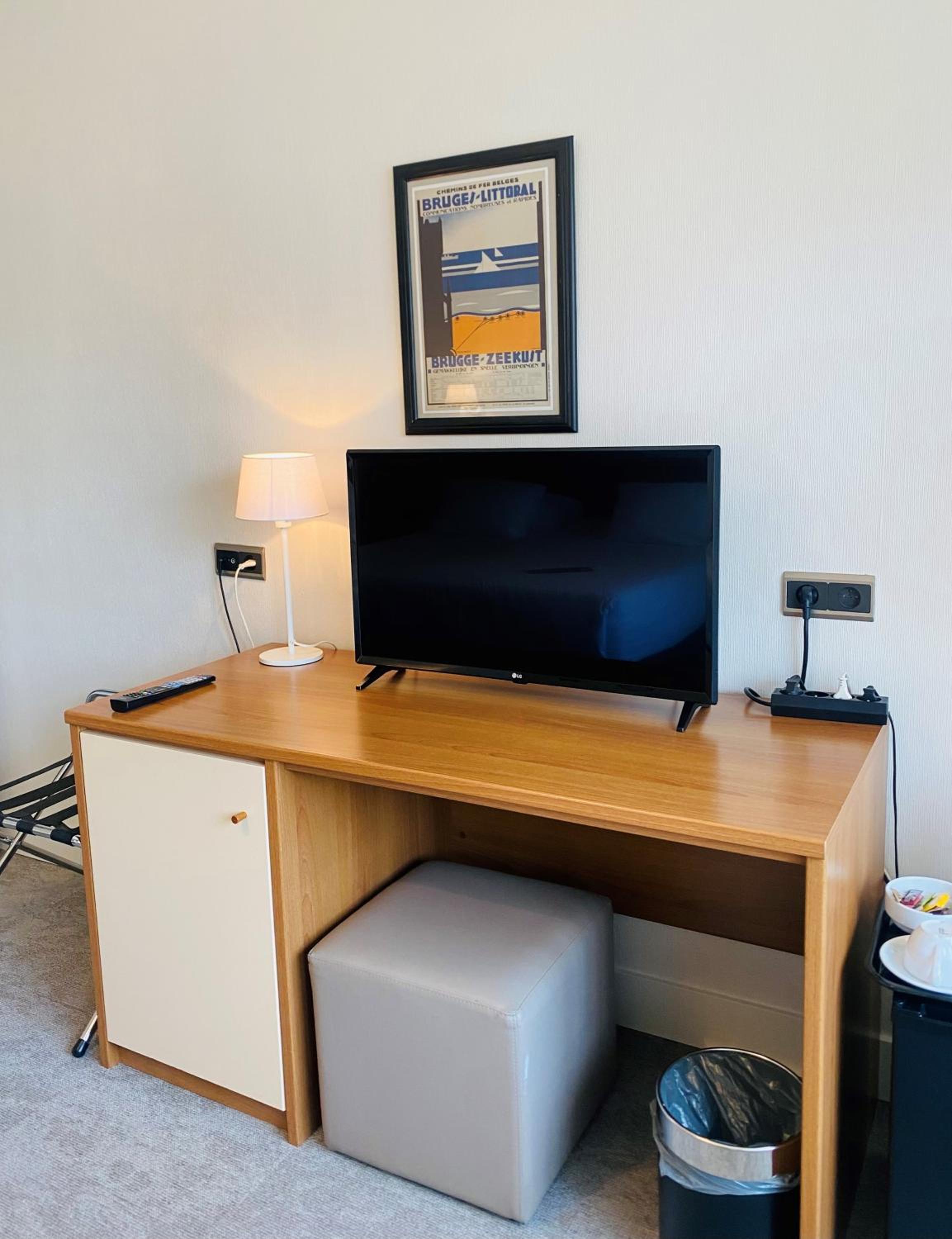 Comfort Double Room with City View - Photo 5