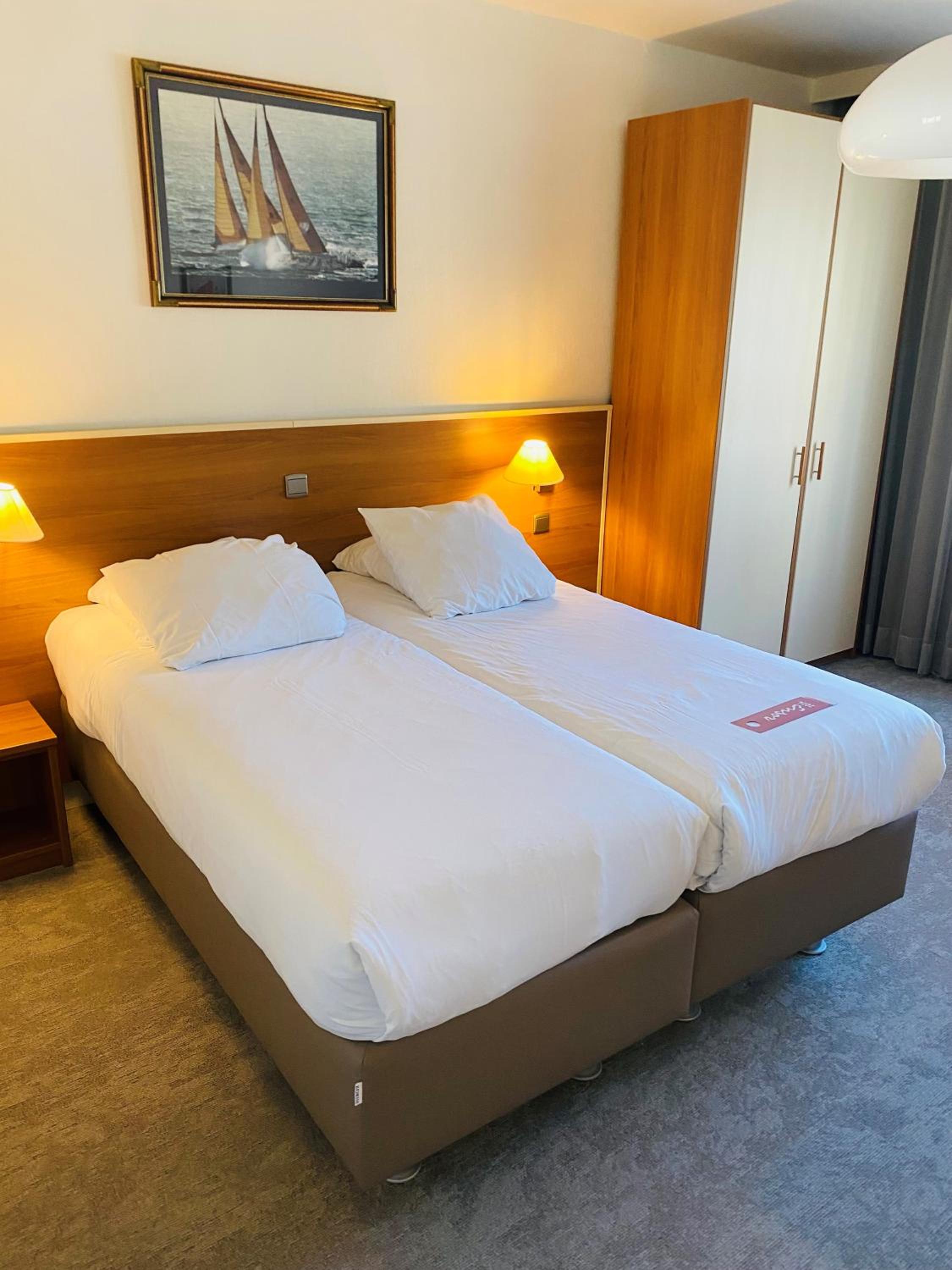 Comfort Double Room with City View - Photo 6
