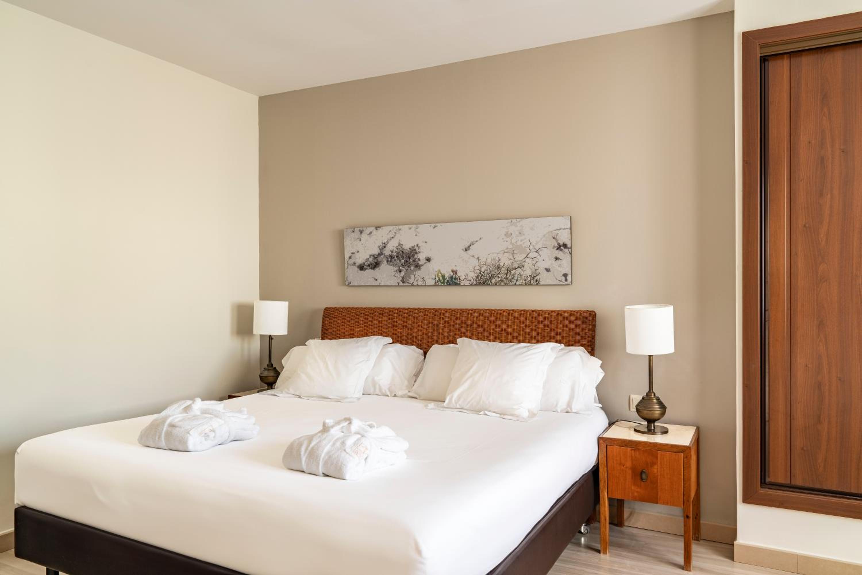 Suite (4 Adults) - Photo 2