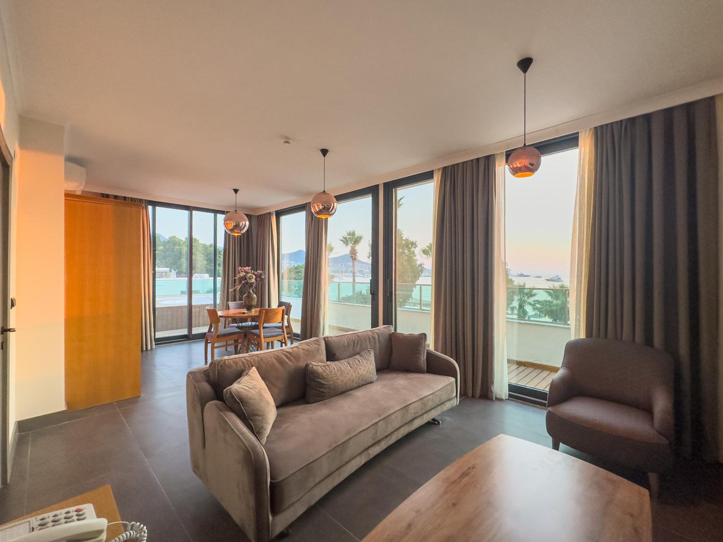 Executive Suite photo 1