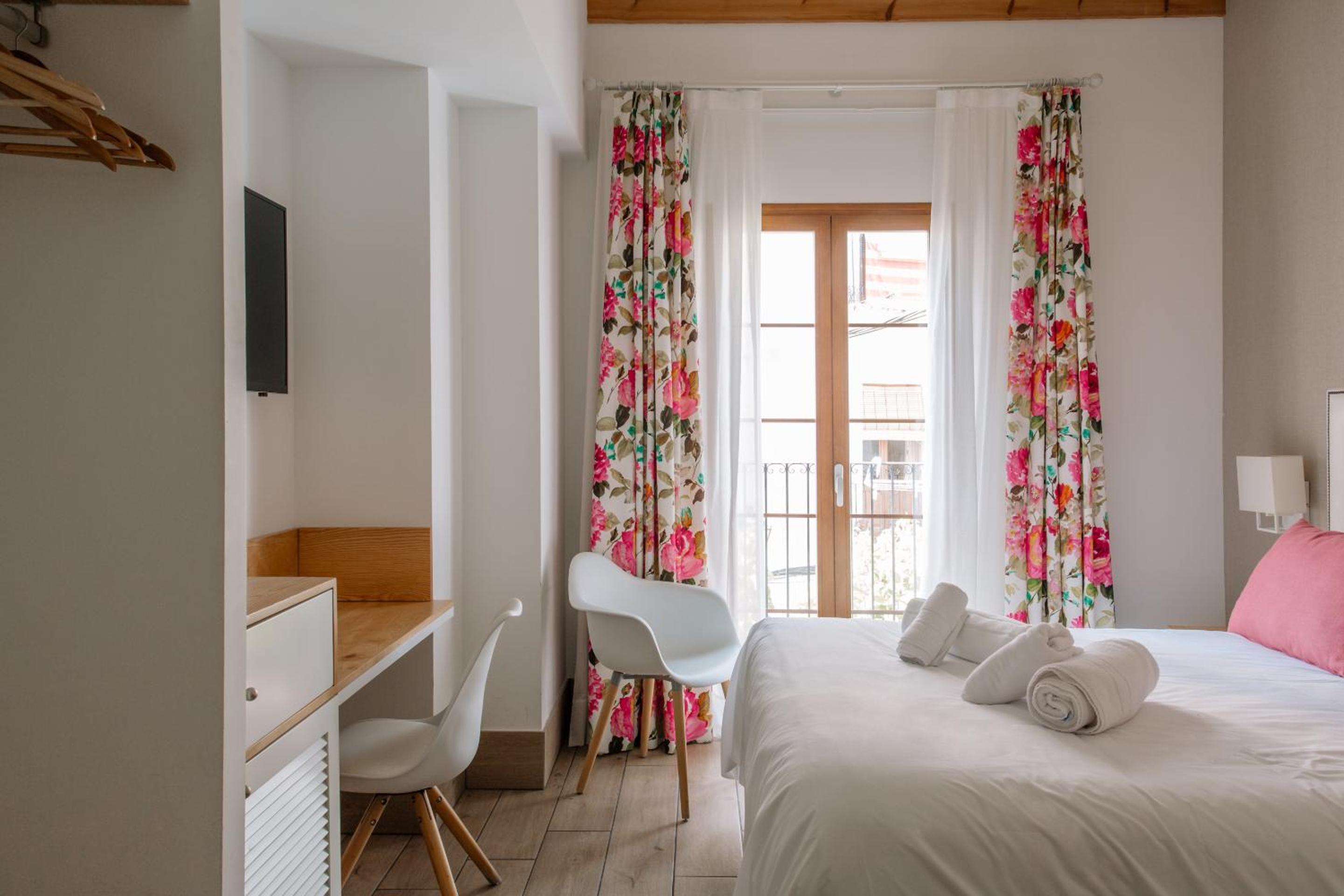 Habitación Doble con Baño Privado
