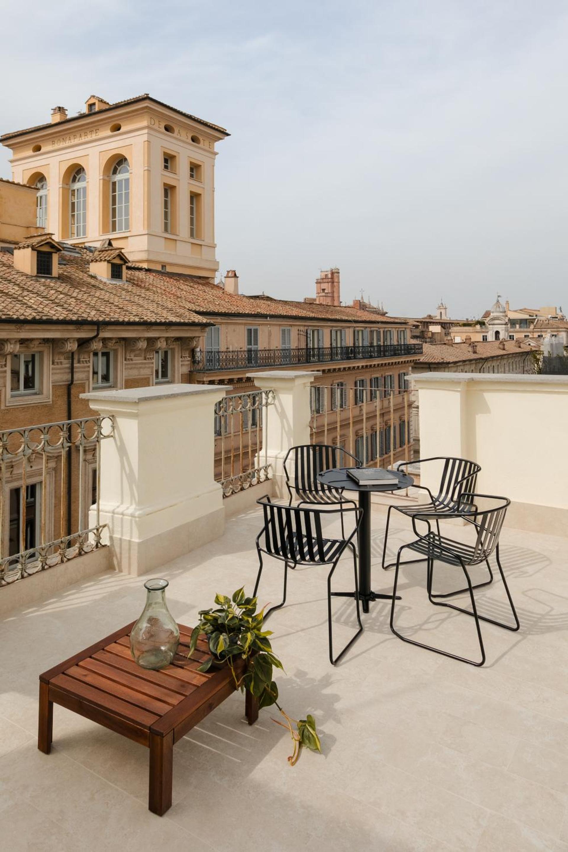 One-Bedroom Apartment With Terrace photo 3