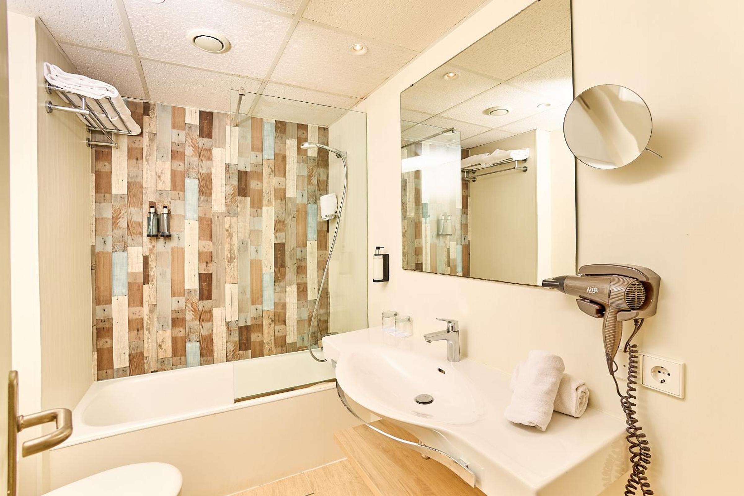 Comfort Quadruple Room