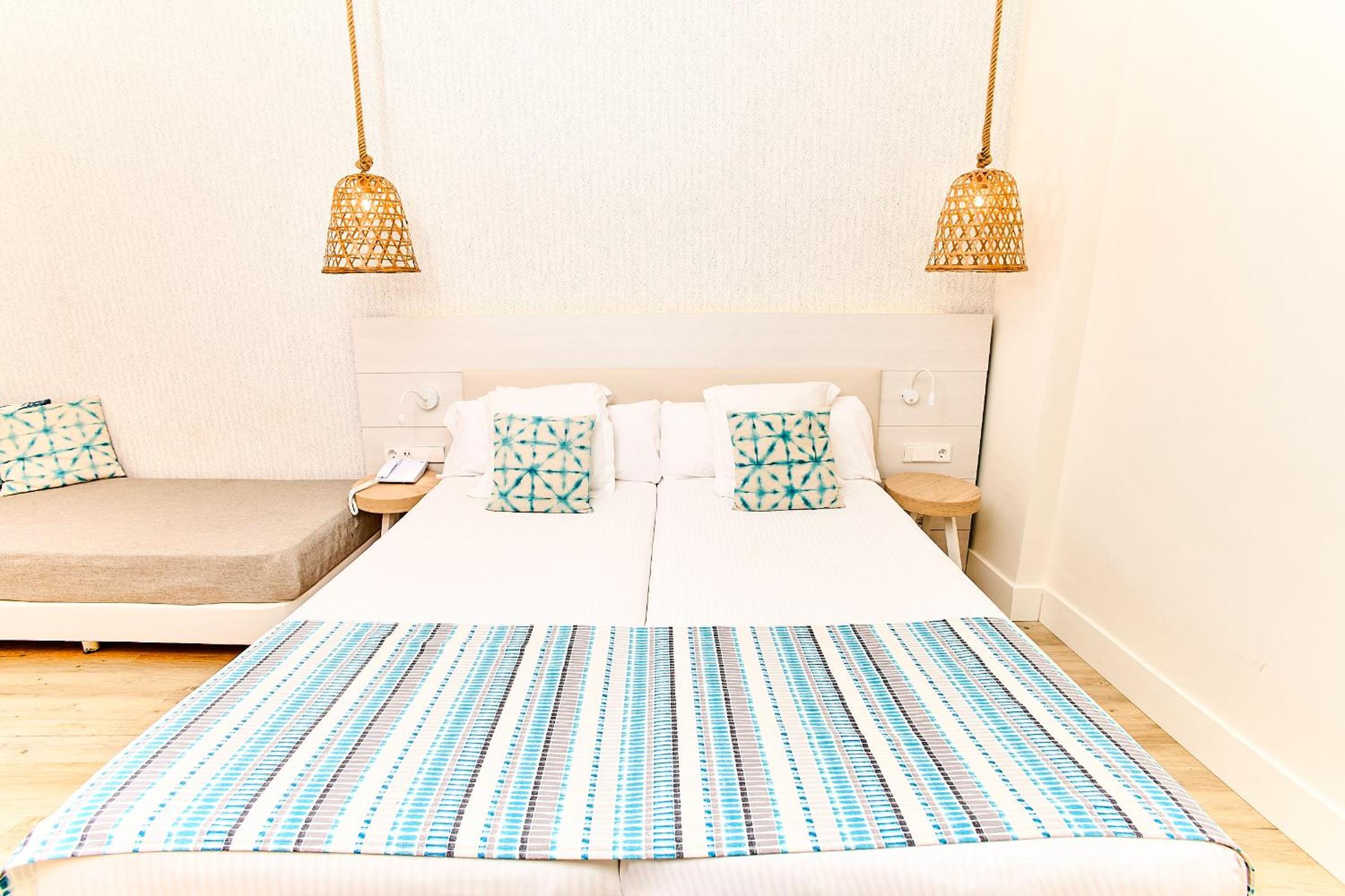 Comfort Quadruple Room