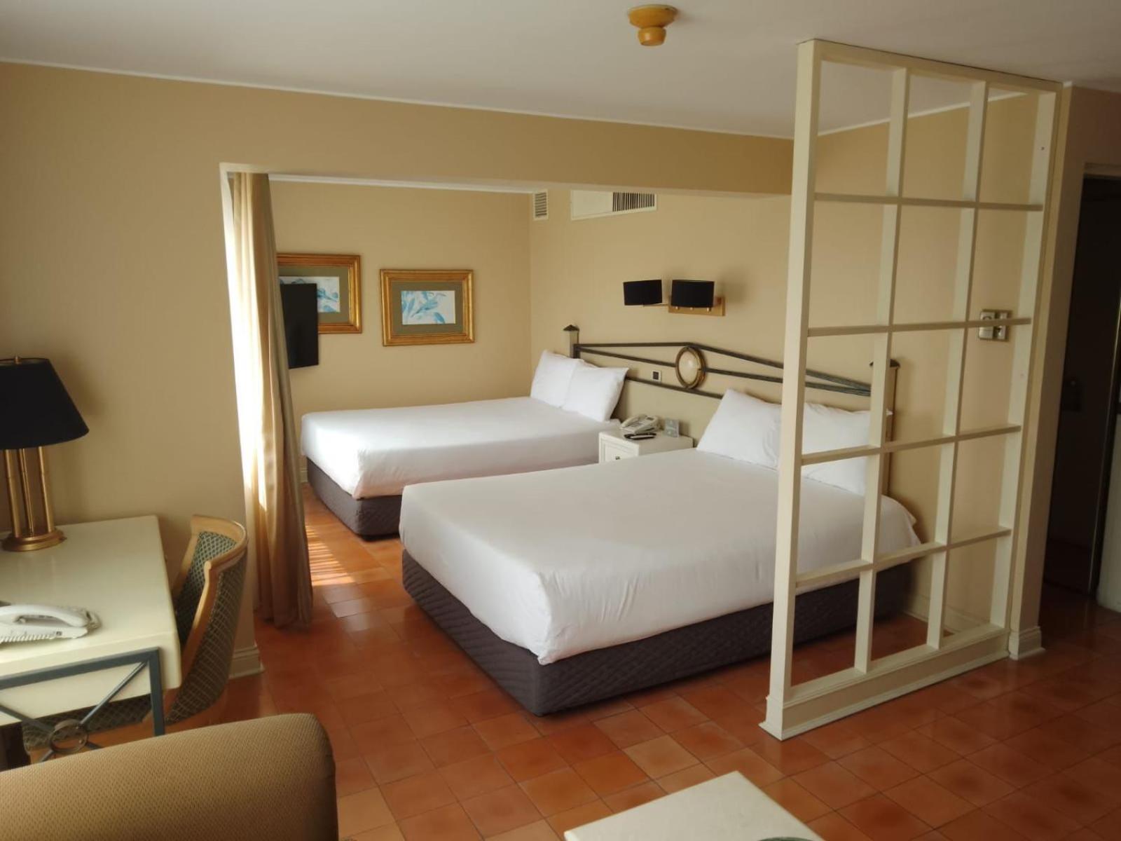Junior Suite with Two Queen Beds - Photo 2