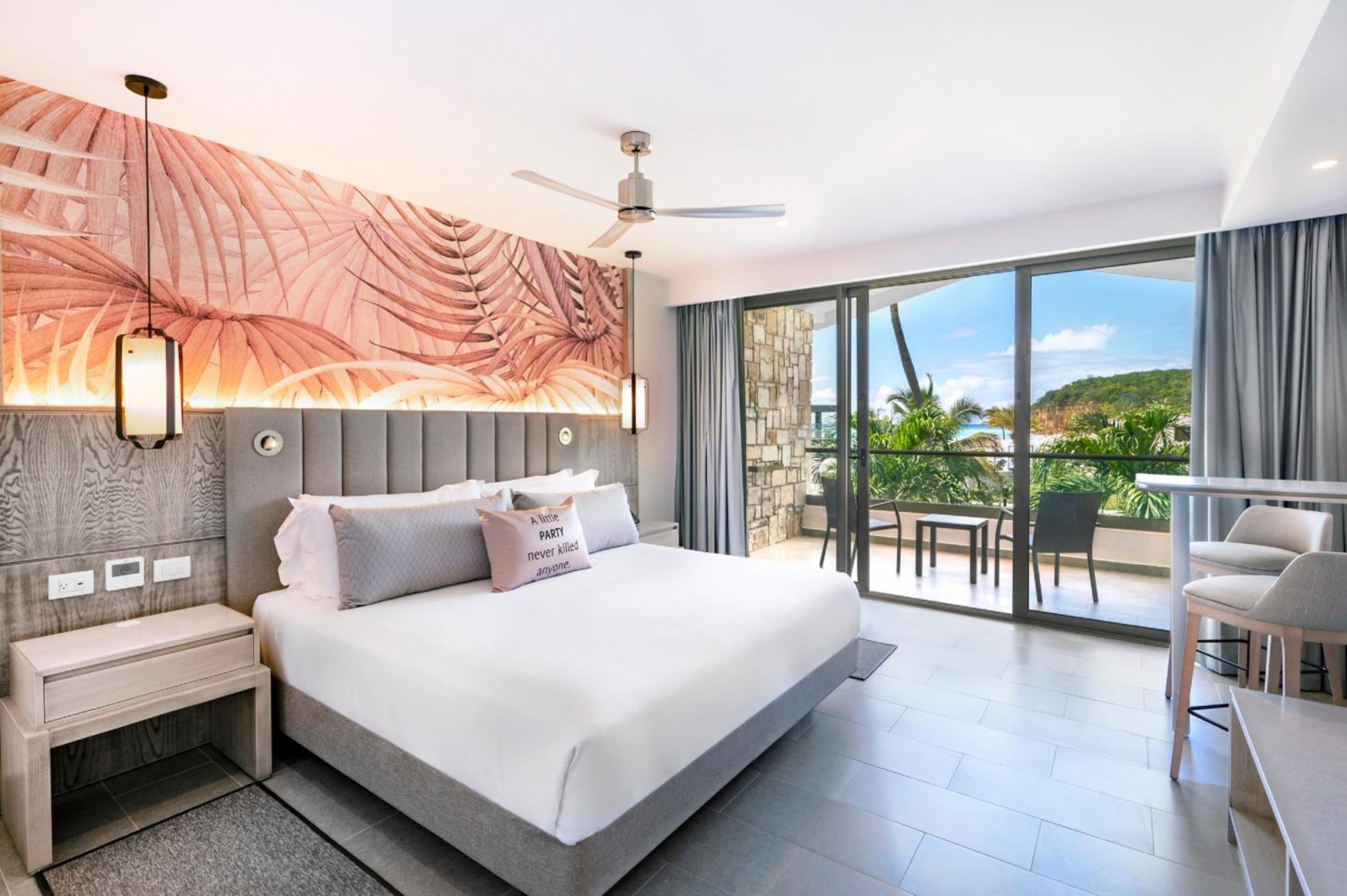 Luxury Ocean View Room