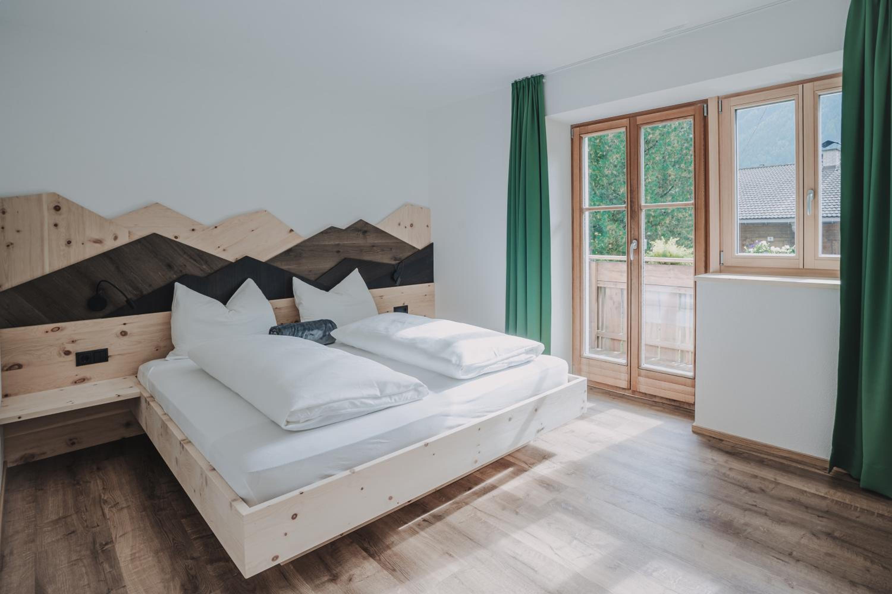 Two-Bedroom Deluxe Apartment with Garden View