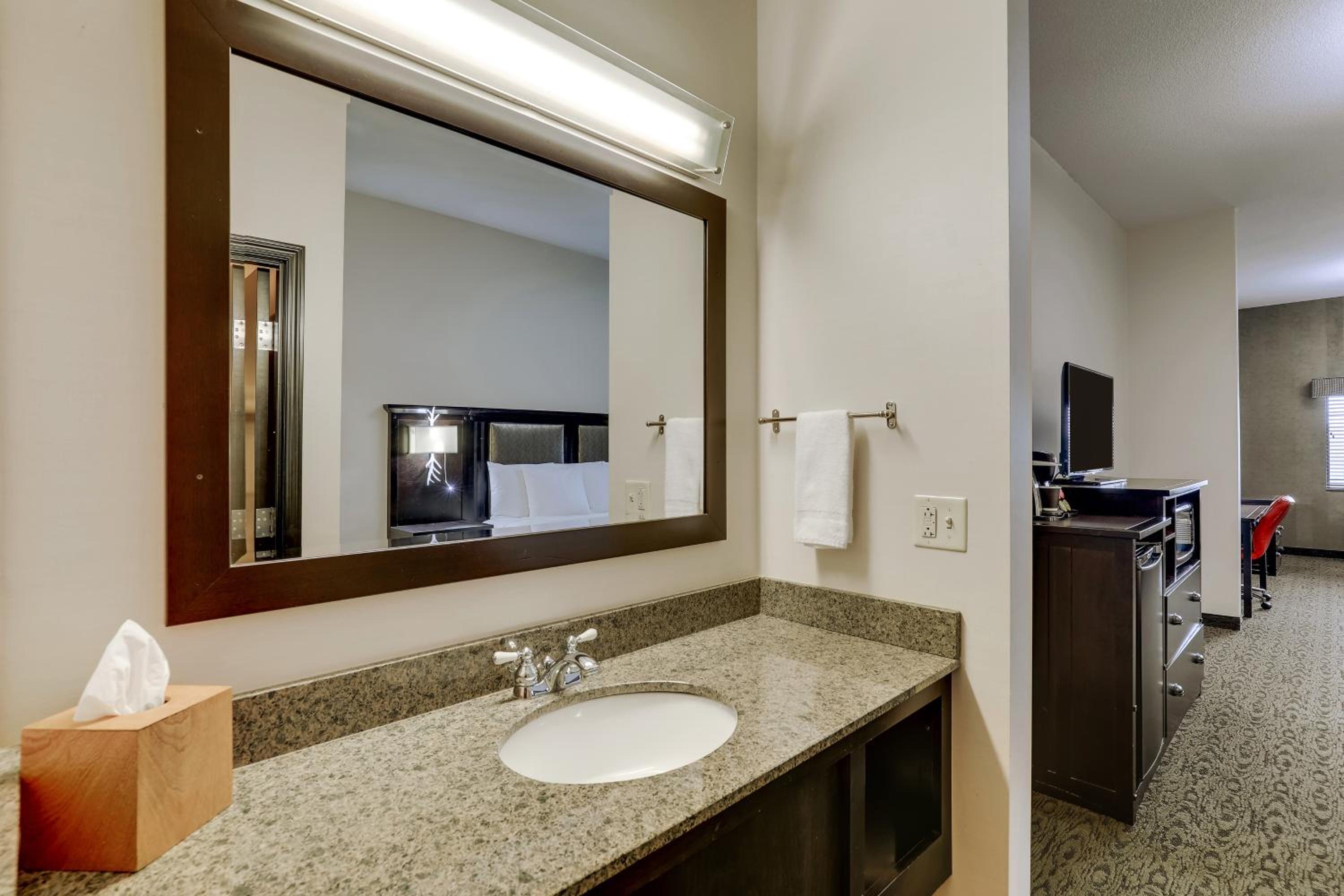 Superior King Room photo 2