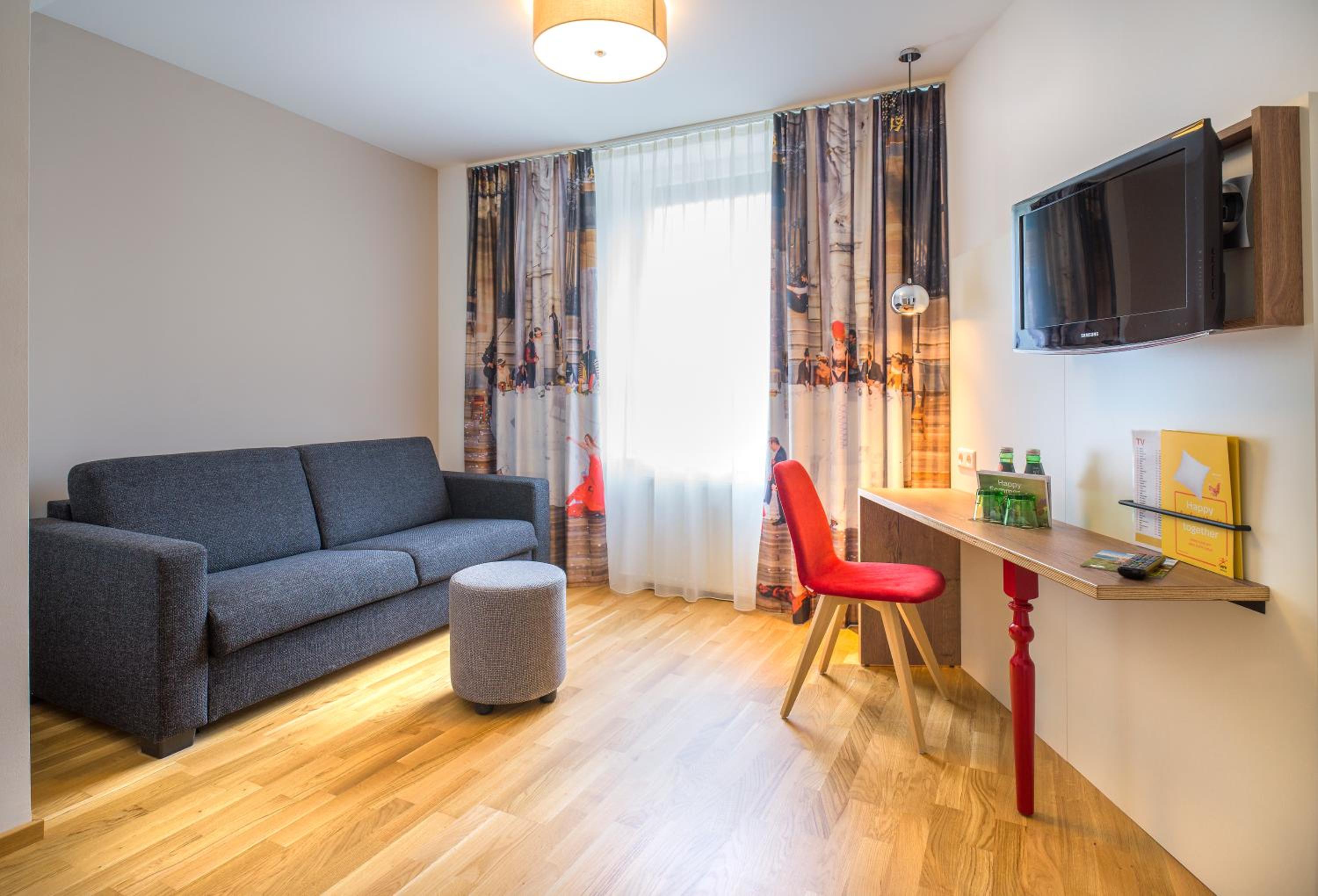 Two-Bedroom Apartment - Photo 4