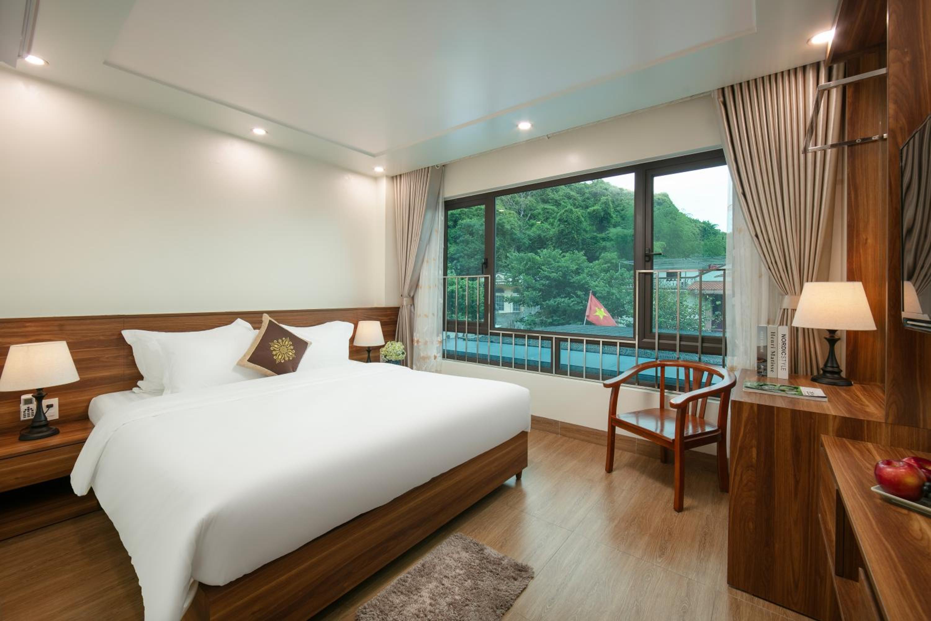 Standard King Room