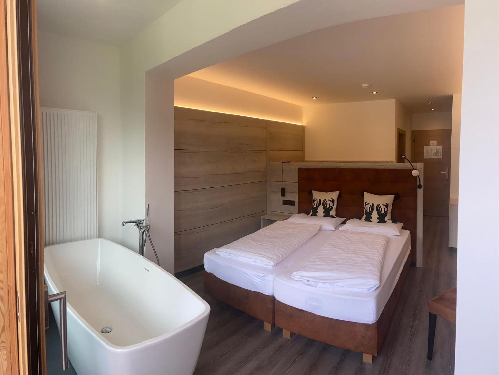 Comfort Double Room with Balcony photo 2