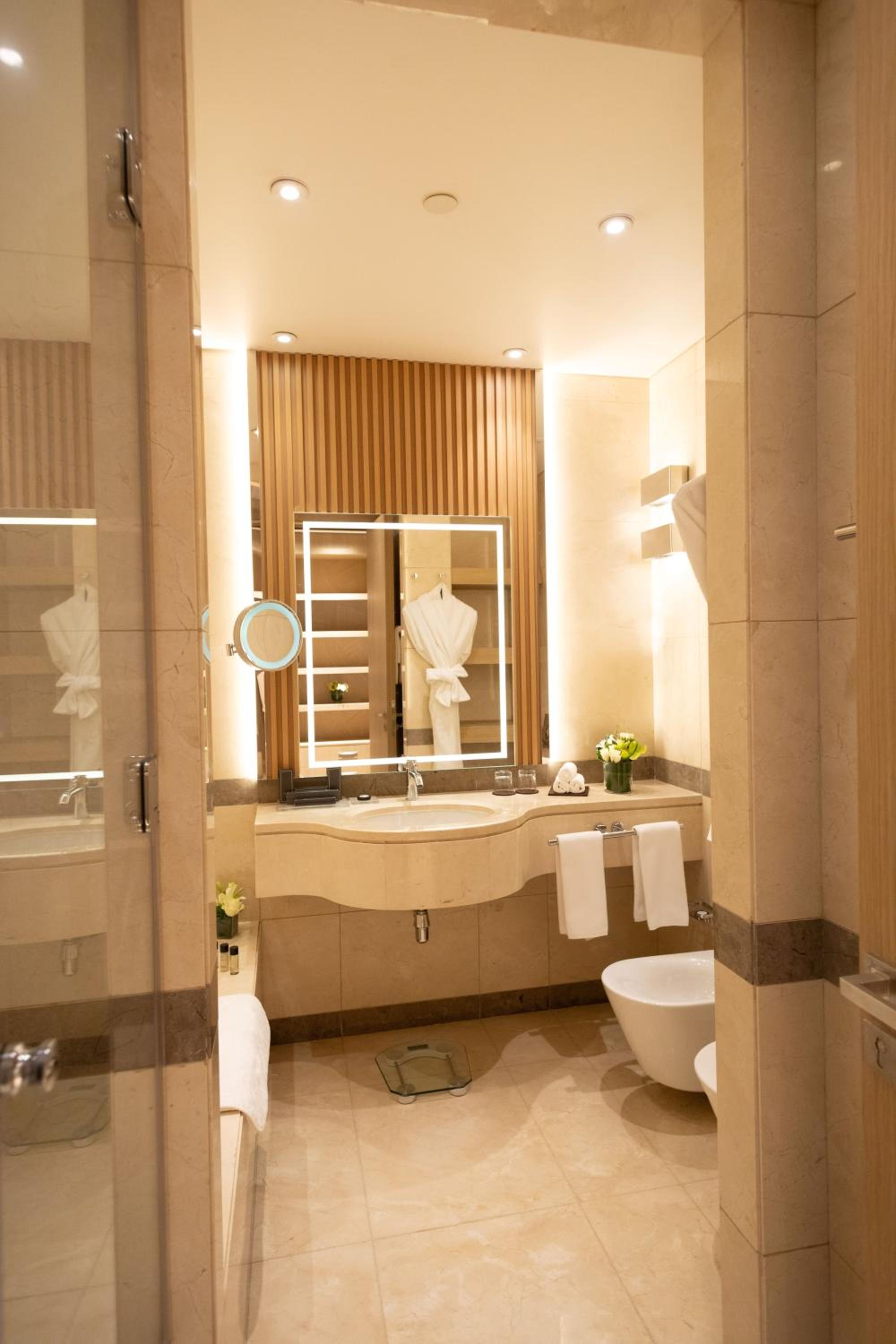 Executive King Room photo 2