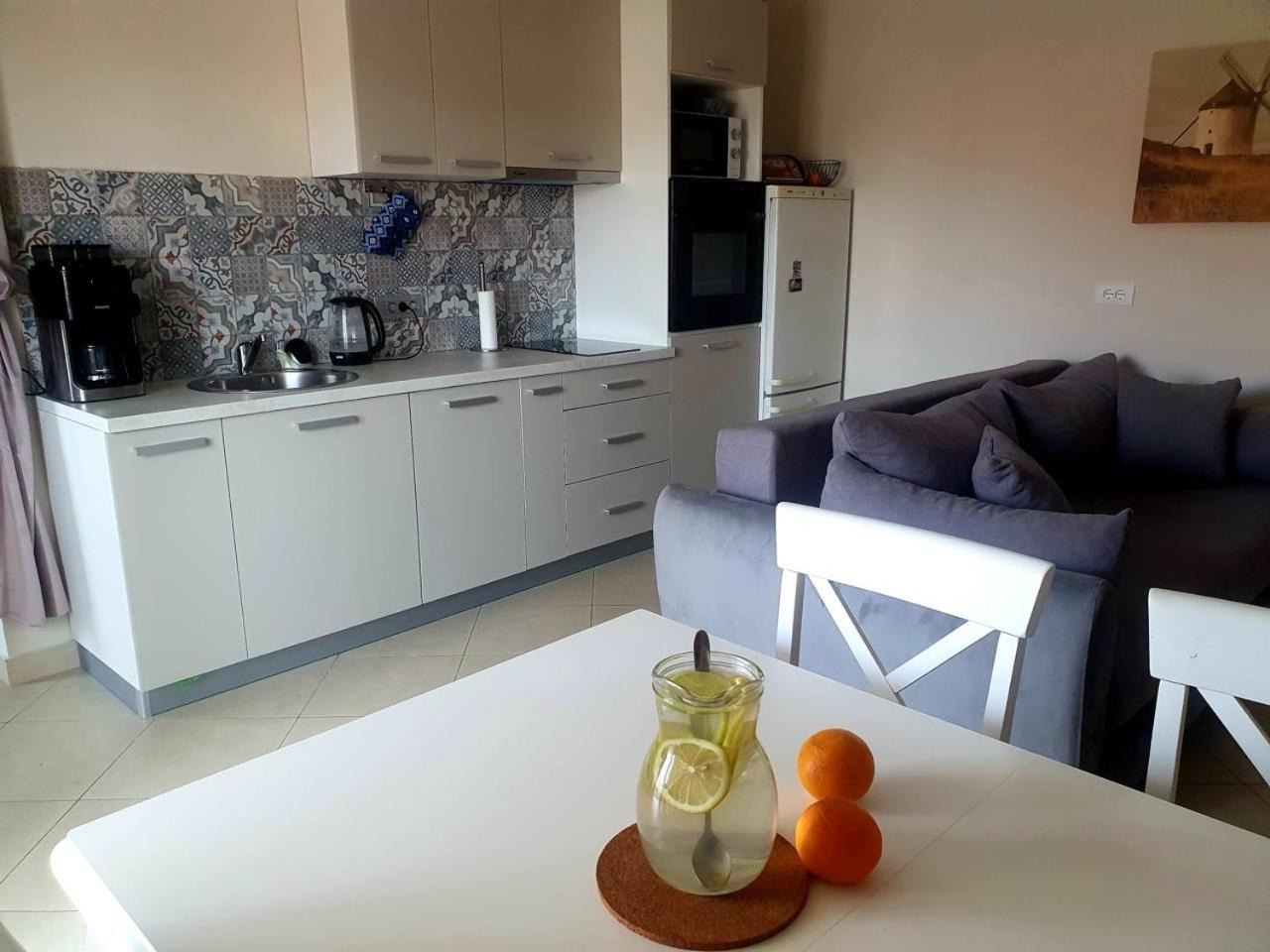 Two-Bedroom Apartment with Balcony and Sea View photo 1