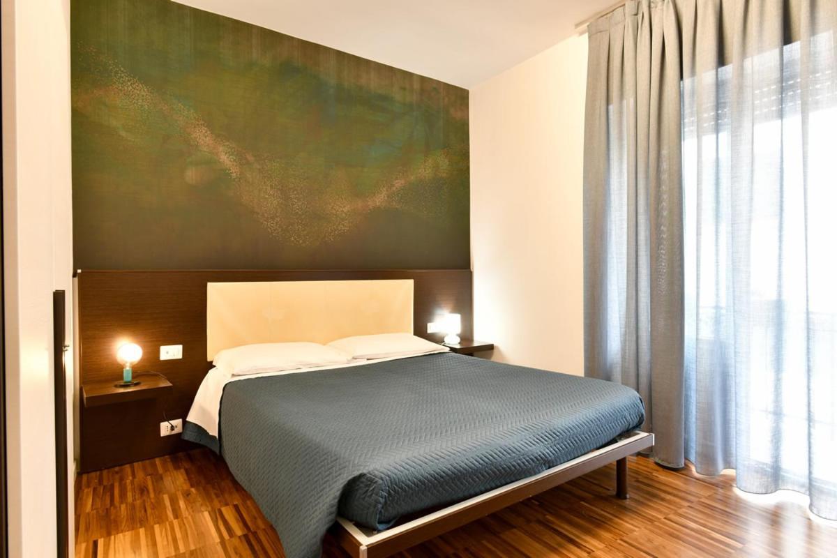 Quarto Duplo