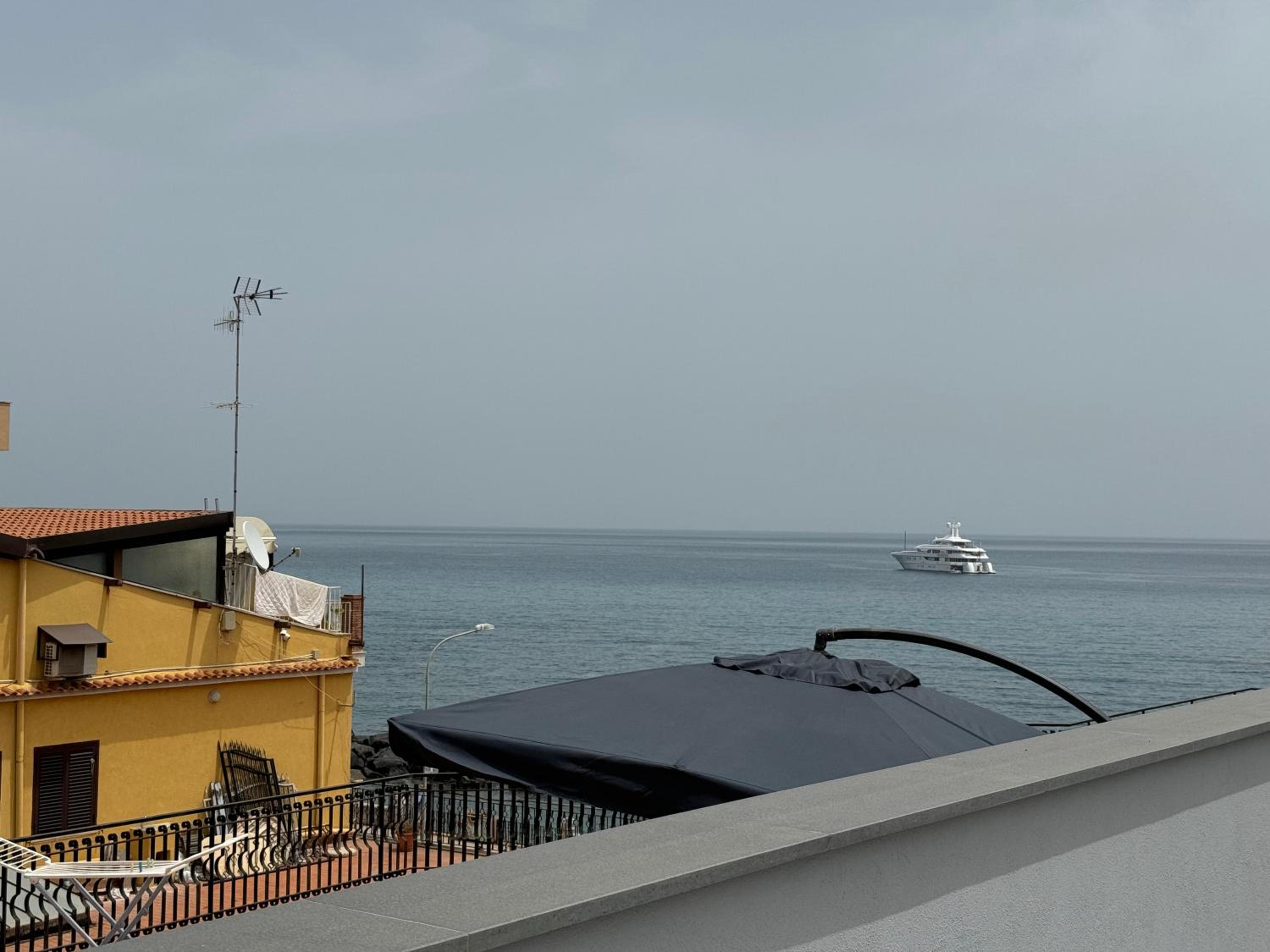 Queen Room with Sea View photo 2