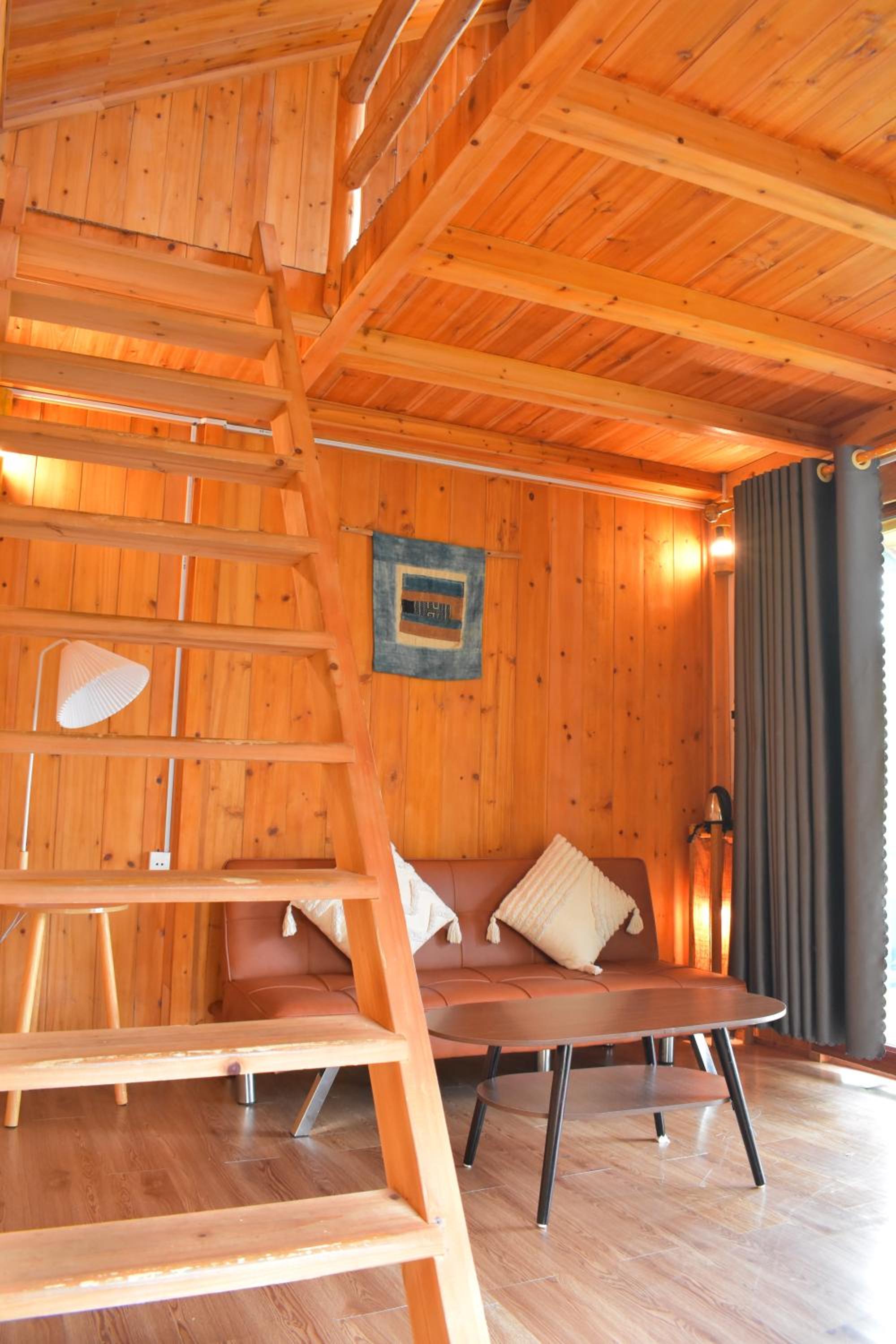 One-Bedroom Bungalow - Photo 29
