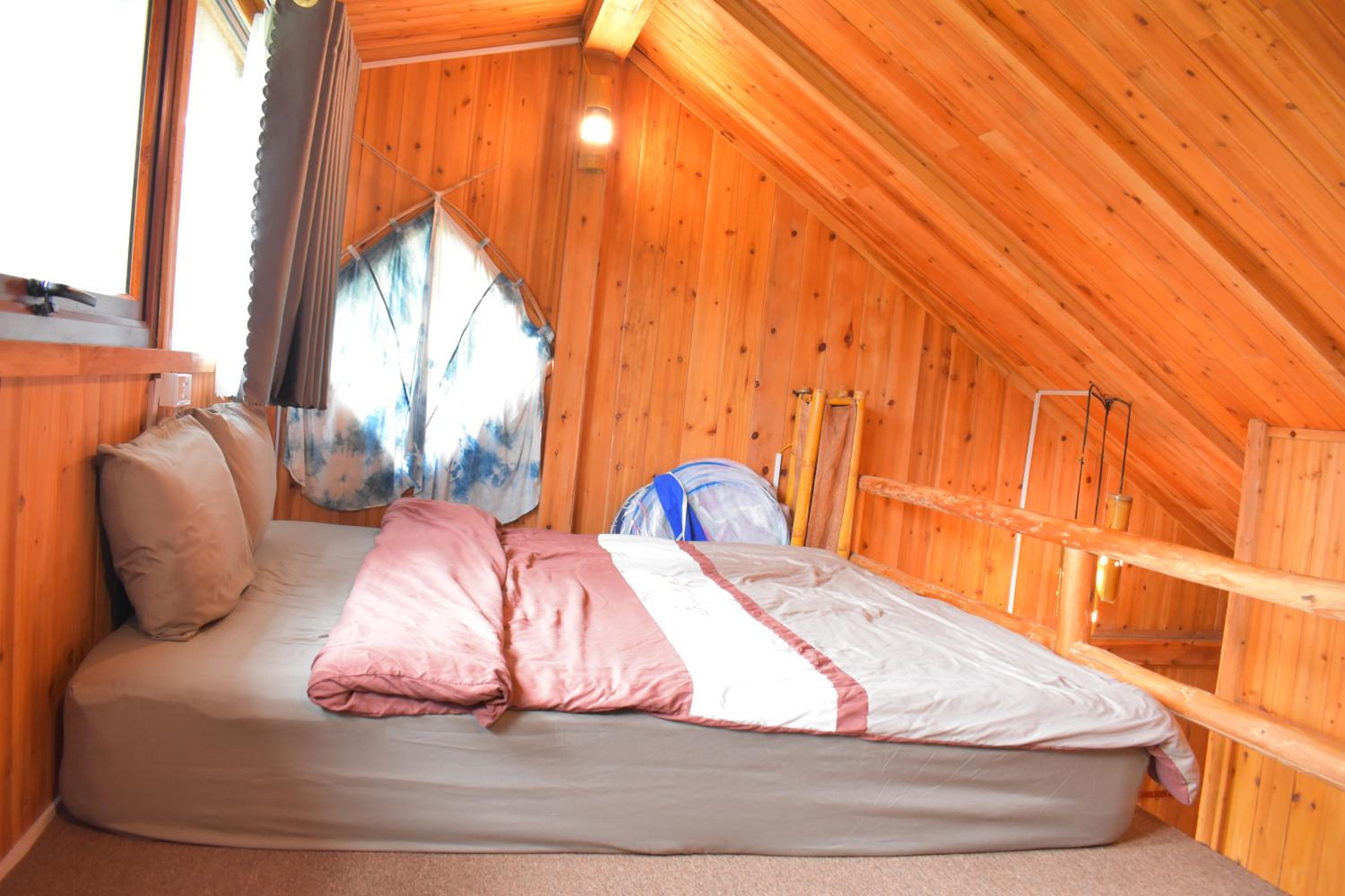 One-Bedroom Bungalow - Photo 19