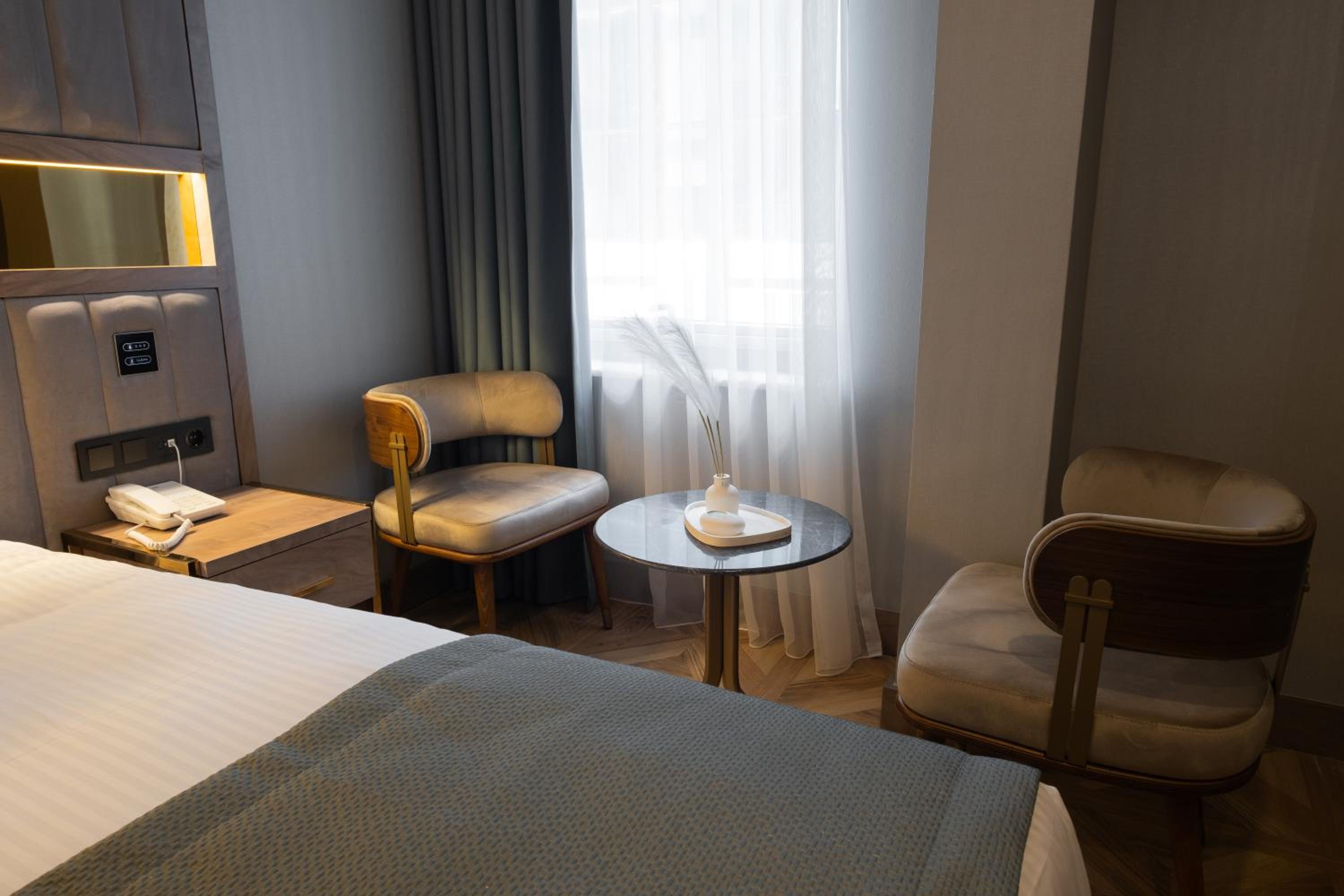 Superior Twin Room photo 2