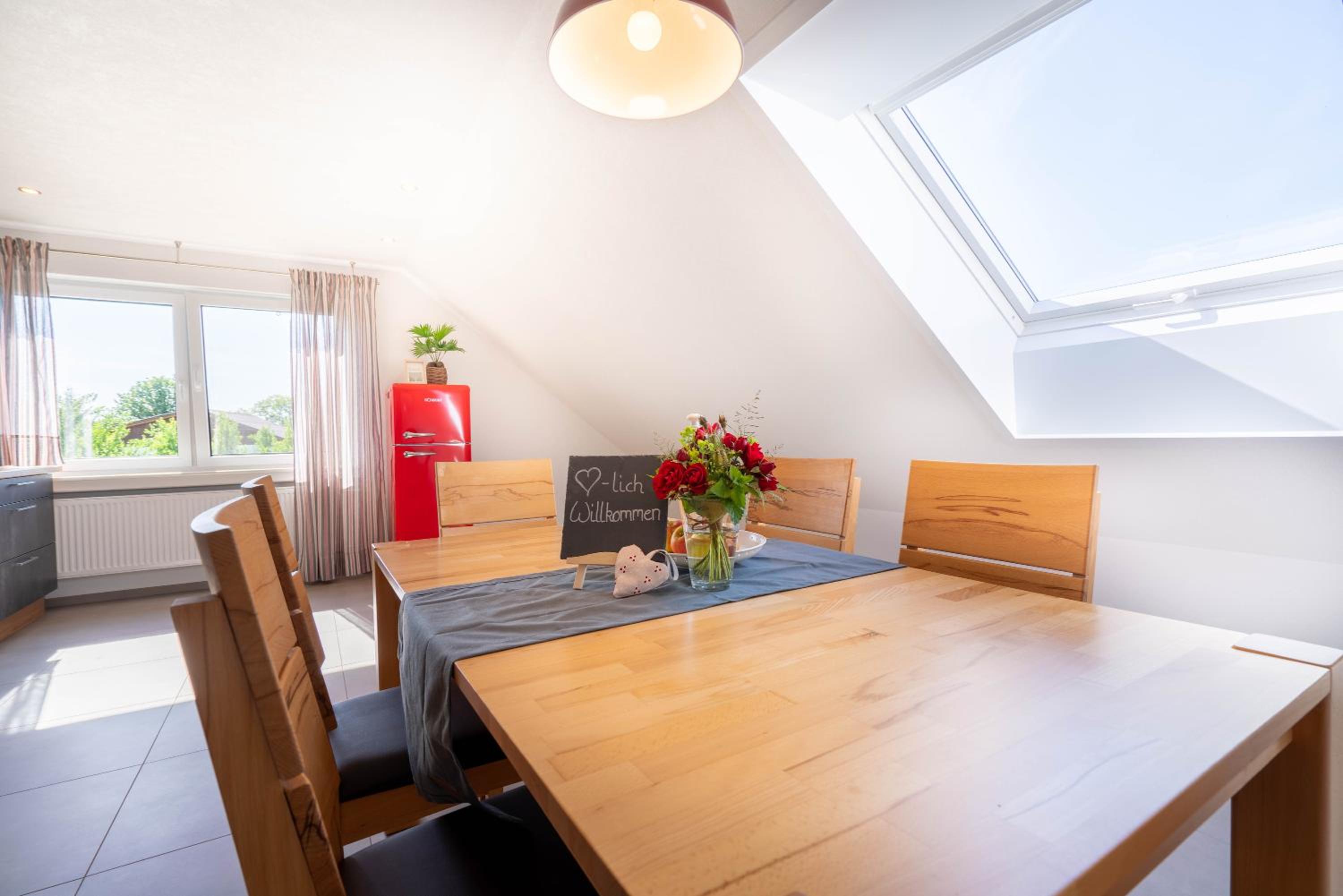 Two-Bedroom Deluxe Apartment with Garden View photo 3