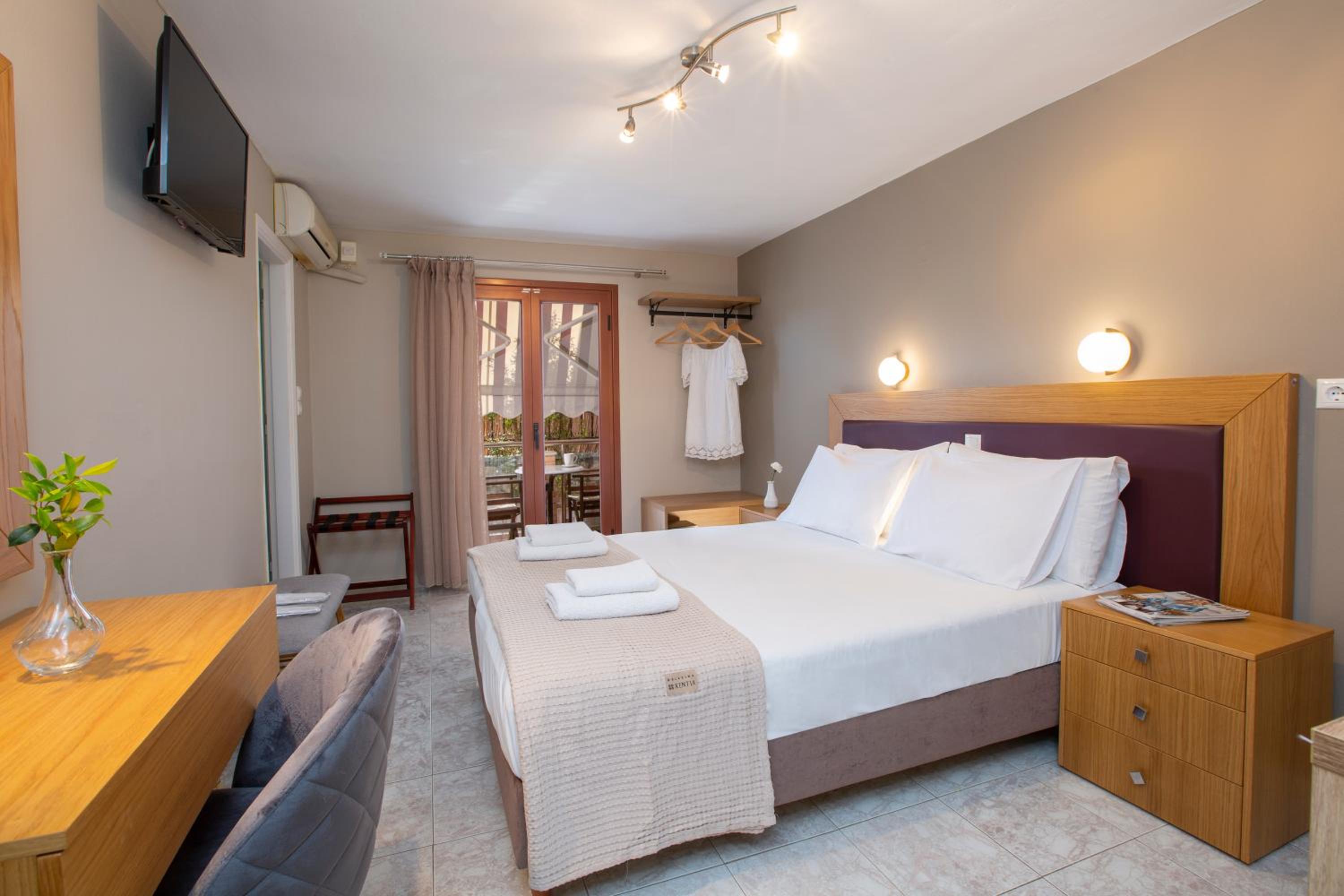 Budget Double or Twin Room with Garden view