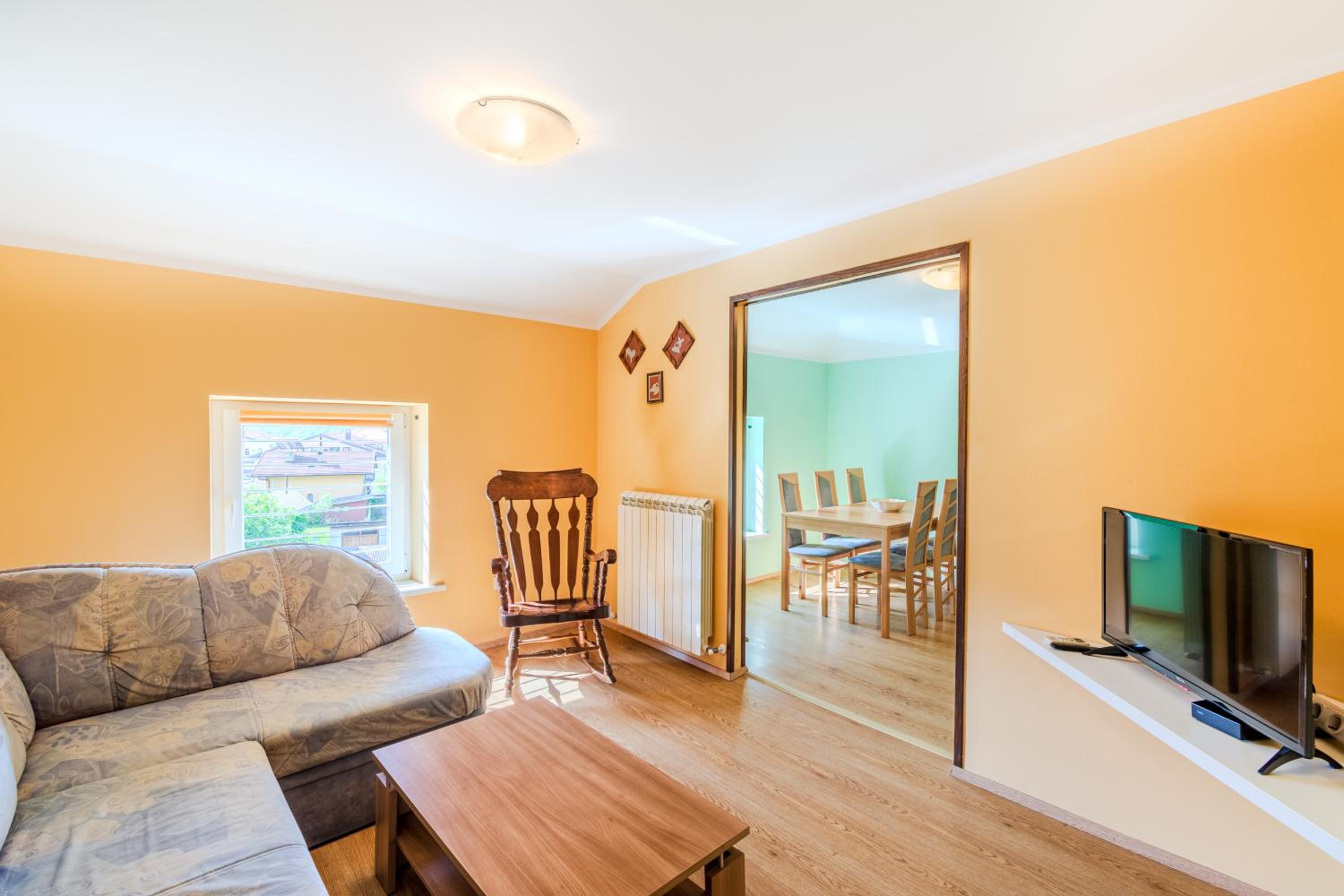 Apartment - Photo 3