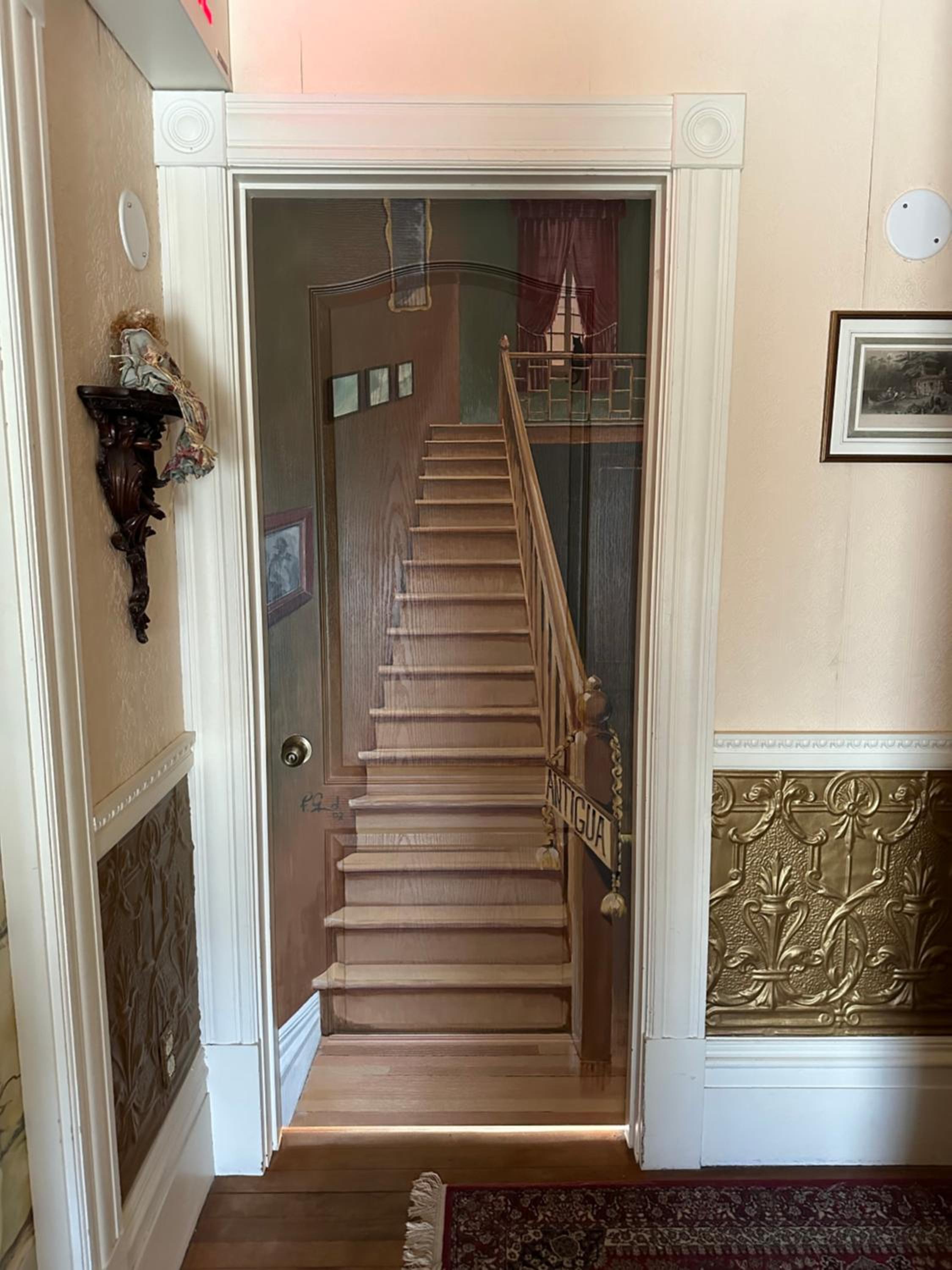 Queen Suite photo 3