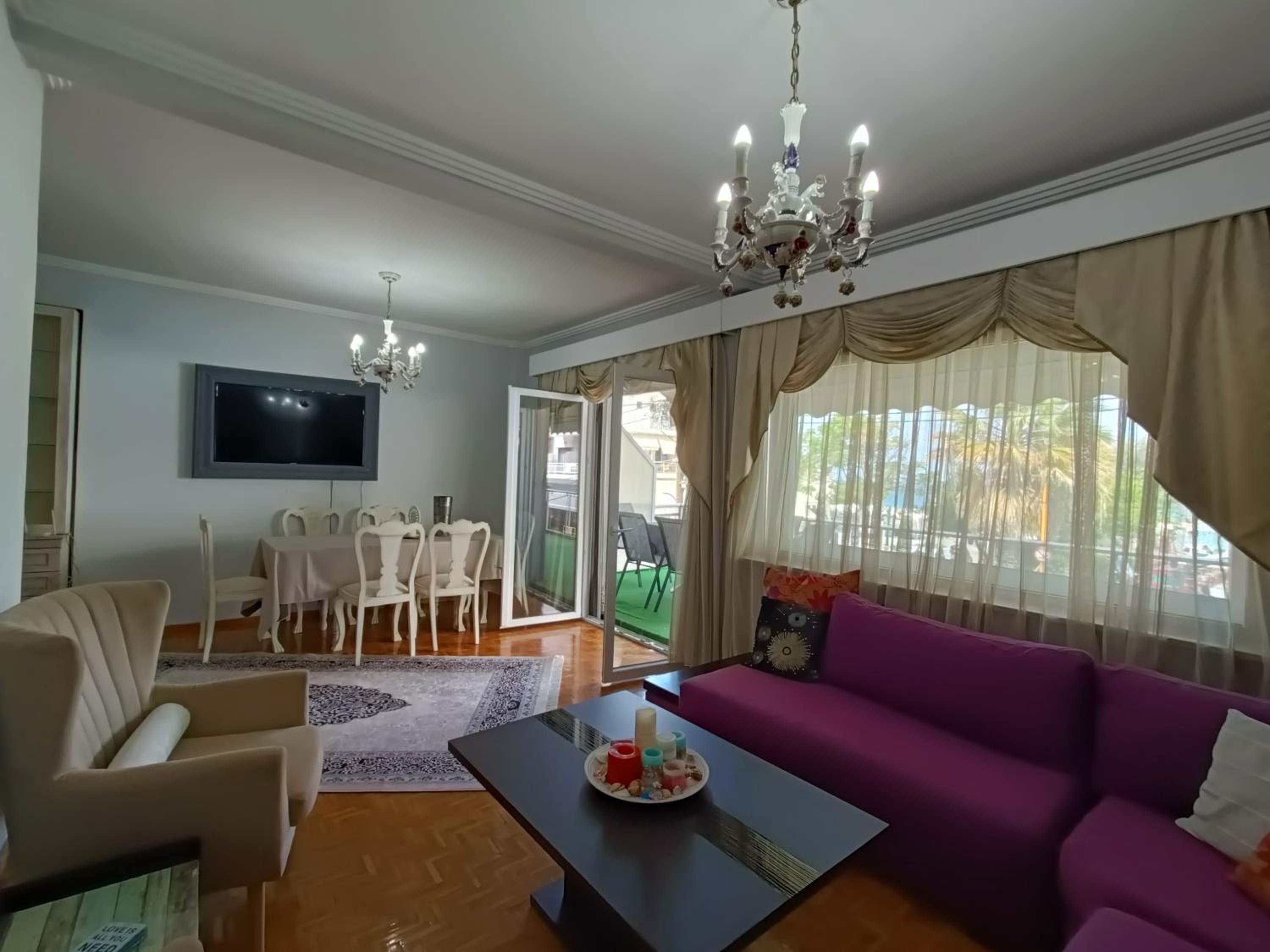 Three-Bedroom Apartment with Sea View photo 1