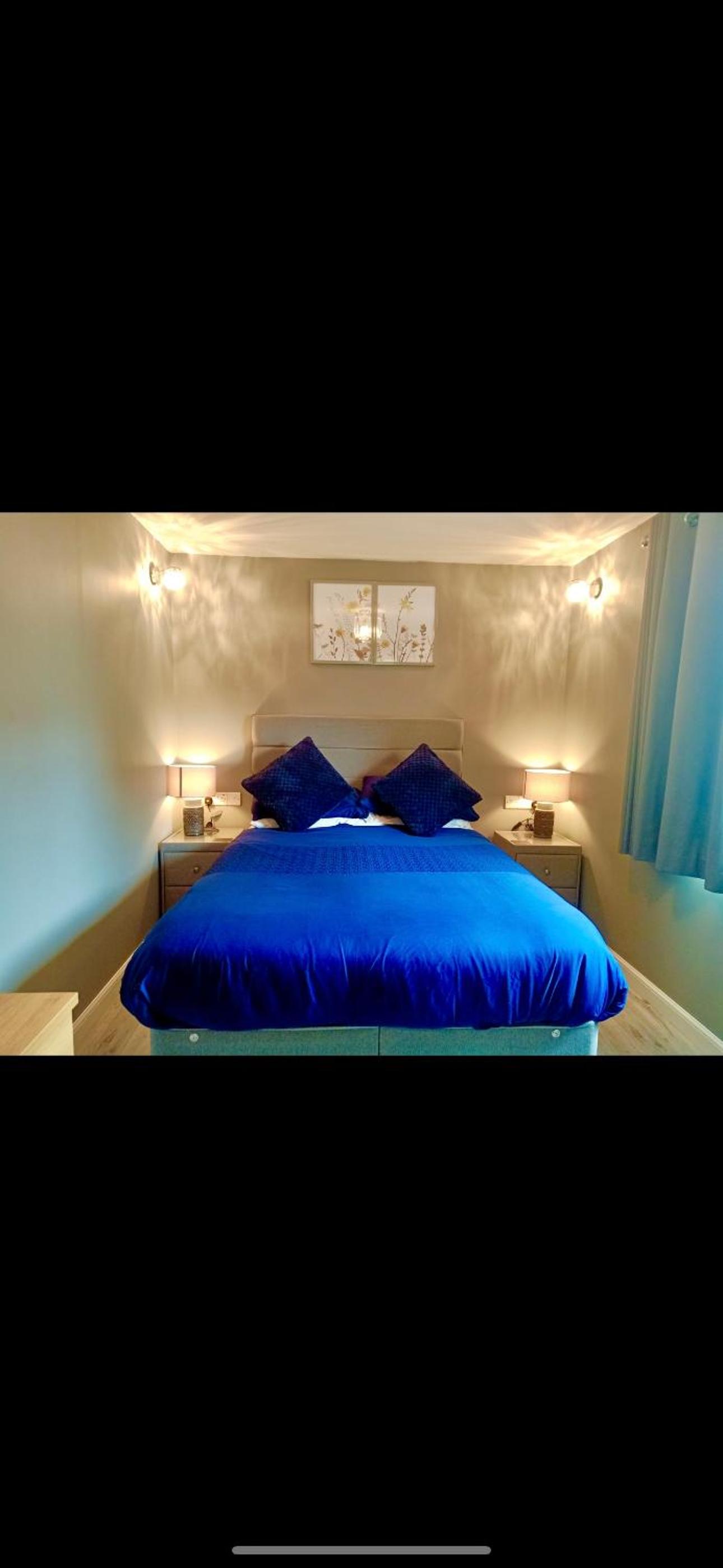 Double Room with Private Bathroom - Photo 2