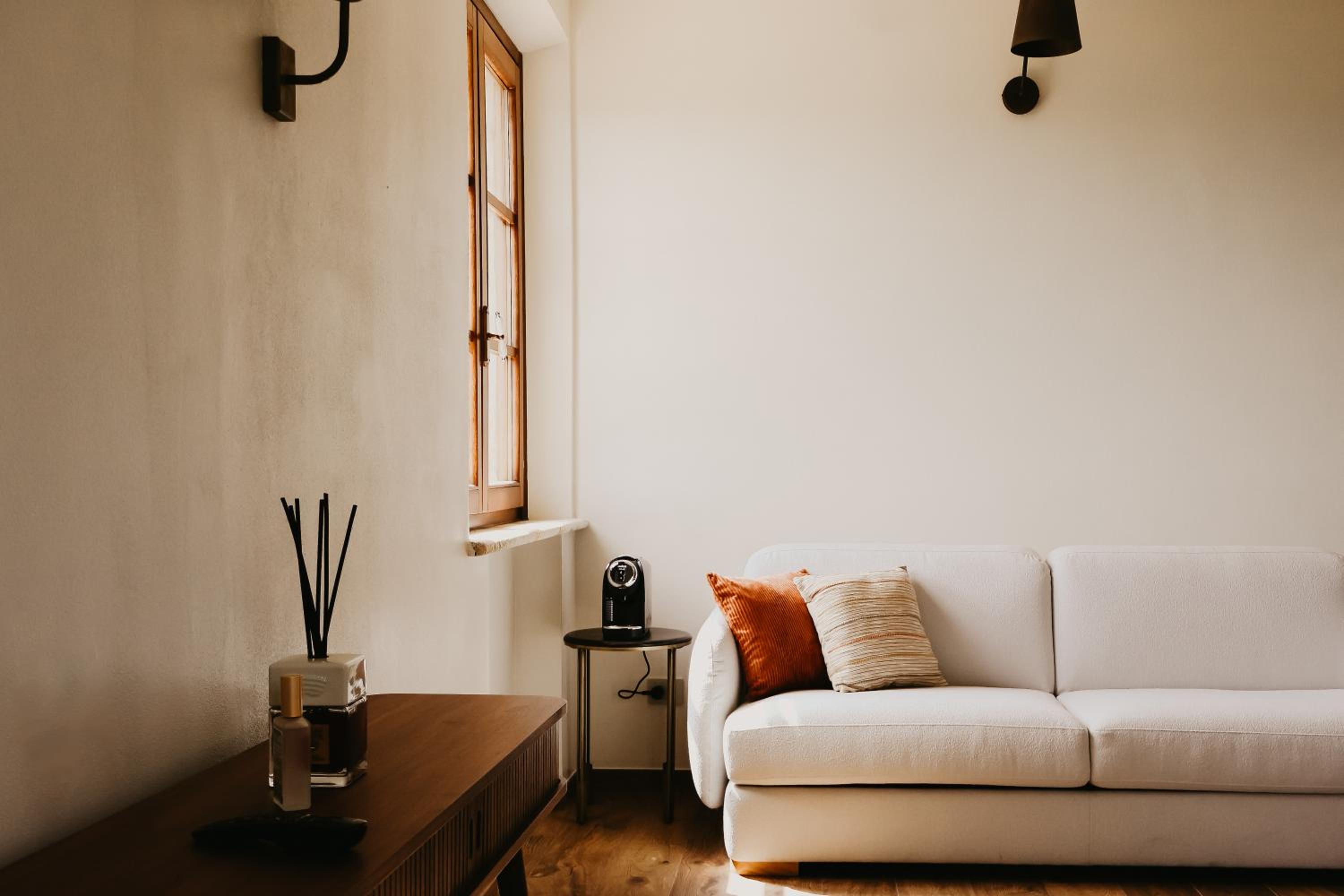 King Studio with Sofa Bed photo 1