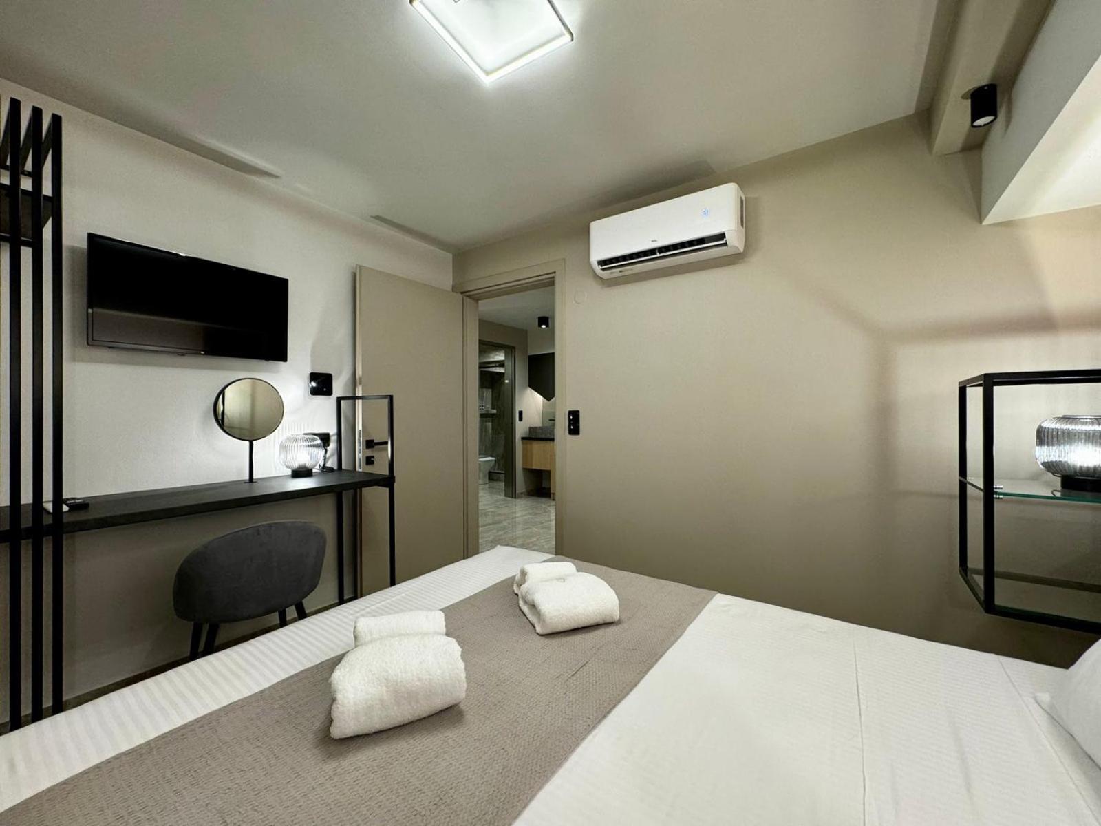 King Suite with Spa Bath photo 1